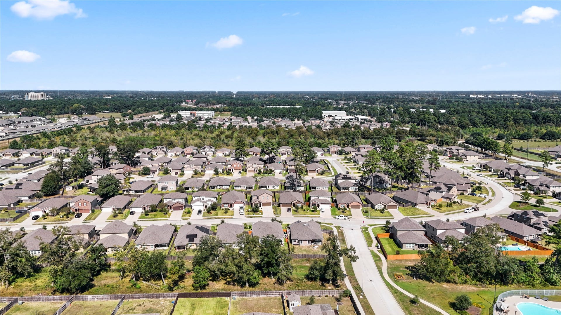 12805 S Winding Pines Drive, Tomball, TX 77375 Cherry Pines is a beautifully planned neighborhood with sidewalks that are ideal for morning walks and enjoying the outdoors.