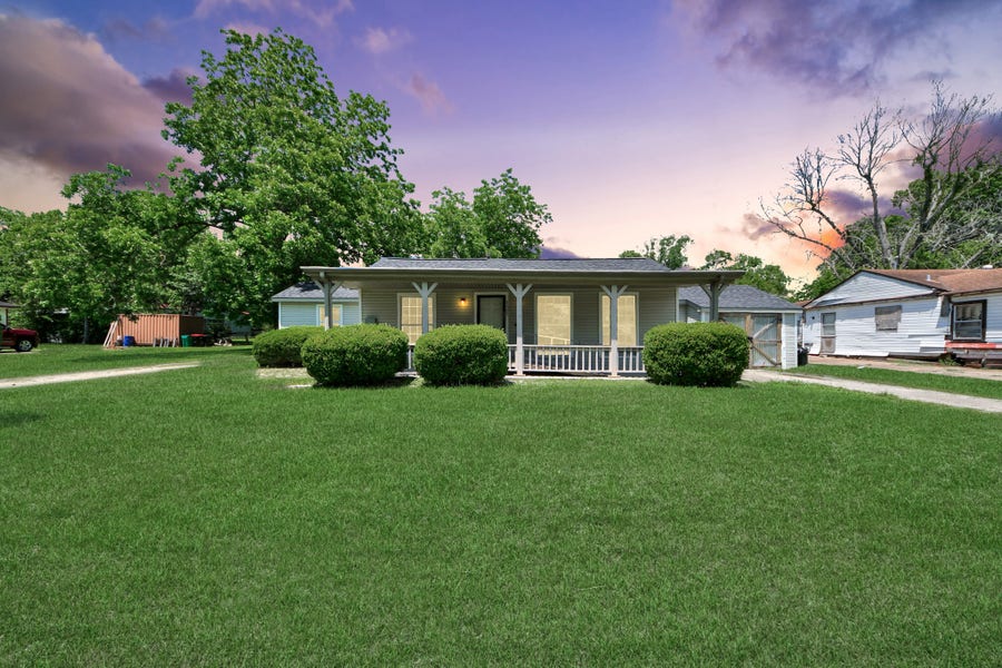 Property photo for 3603 Crosby Cedar Bayou Road, Baytown, TX