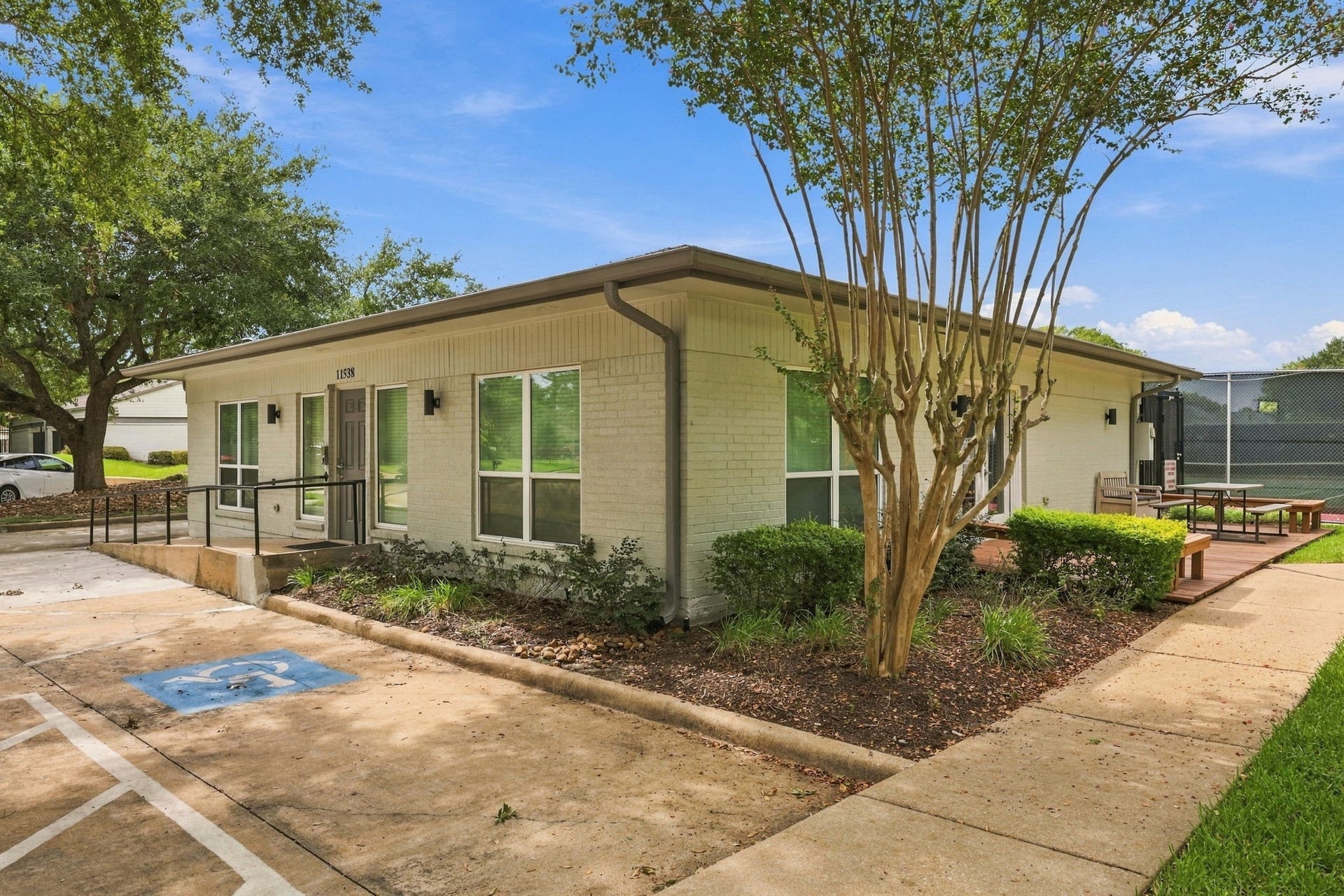 11310 Olympia Drive, Houston, TX 77077 Clubhouse for those fun neighborhood events.