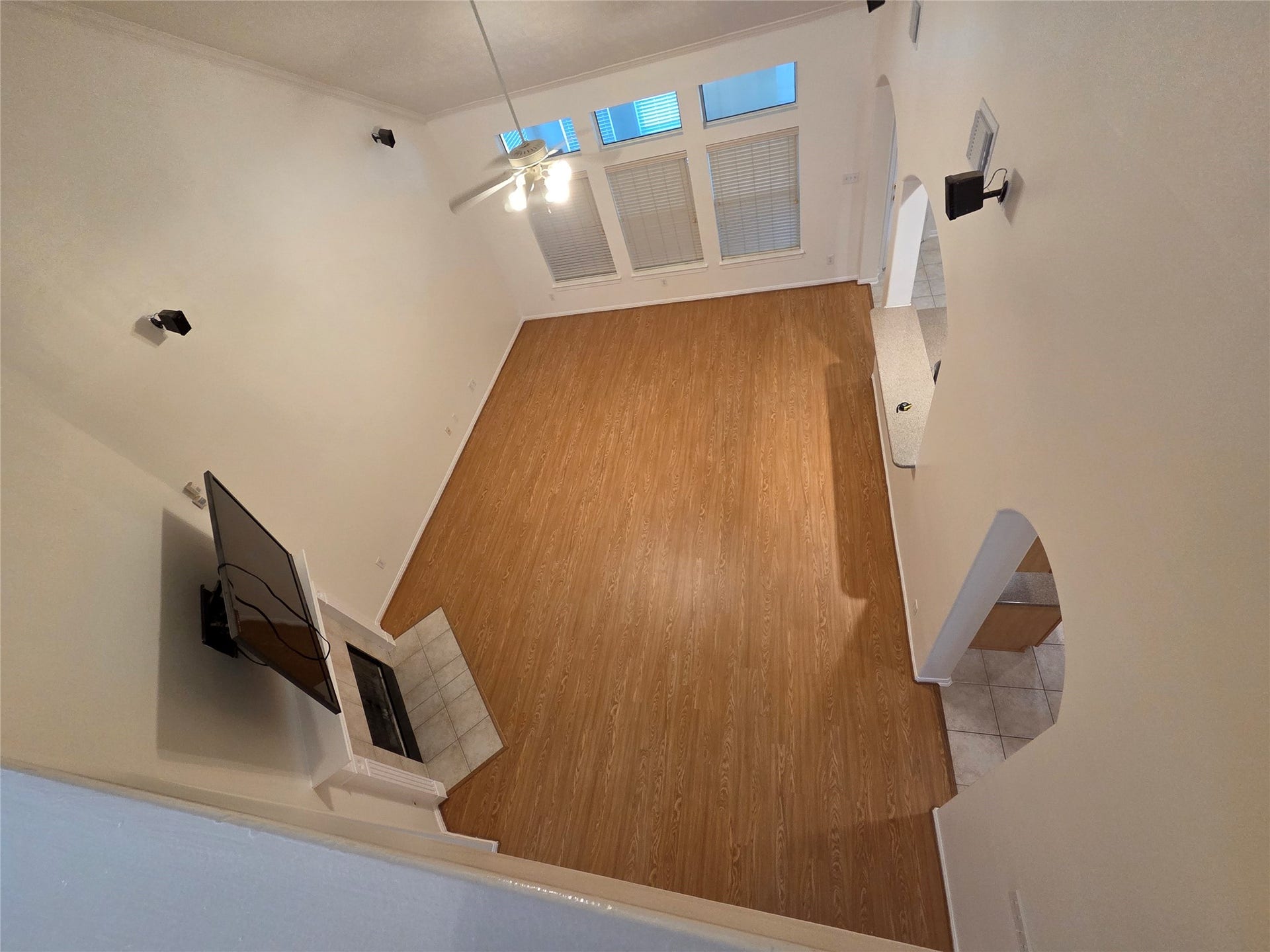 1313 Romero Drive, Pearland, TX 77581 Living Room from second floor top view