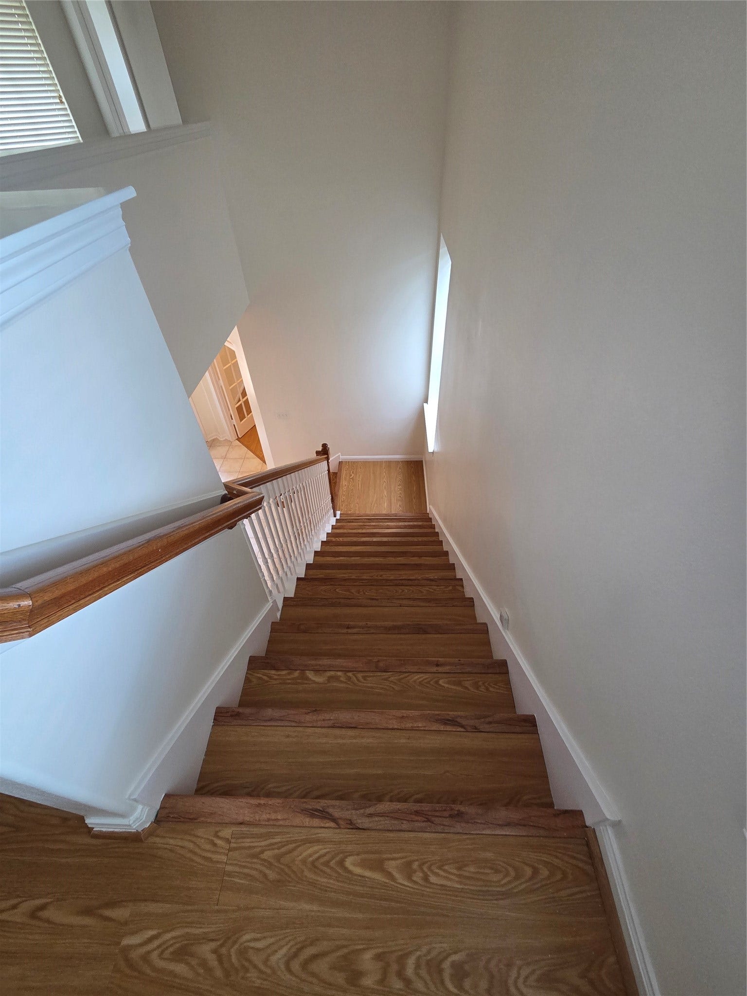 1313 Romero Drive, Pearland, TX 77581 stairs to second floor