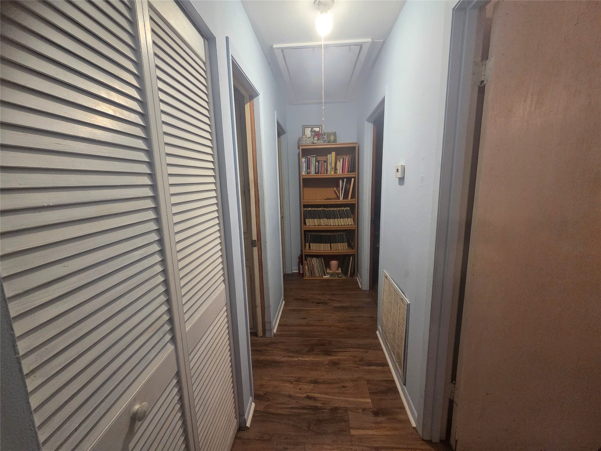 13502 30th Street, Santa Fe, TX 77510 Hallway