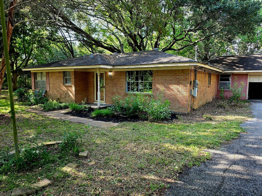 Property photo for 13502 30th Street, Santa Fe, TX