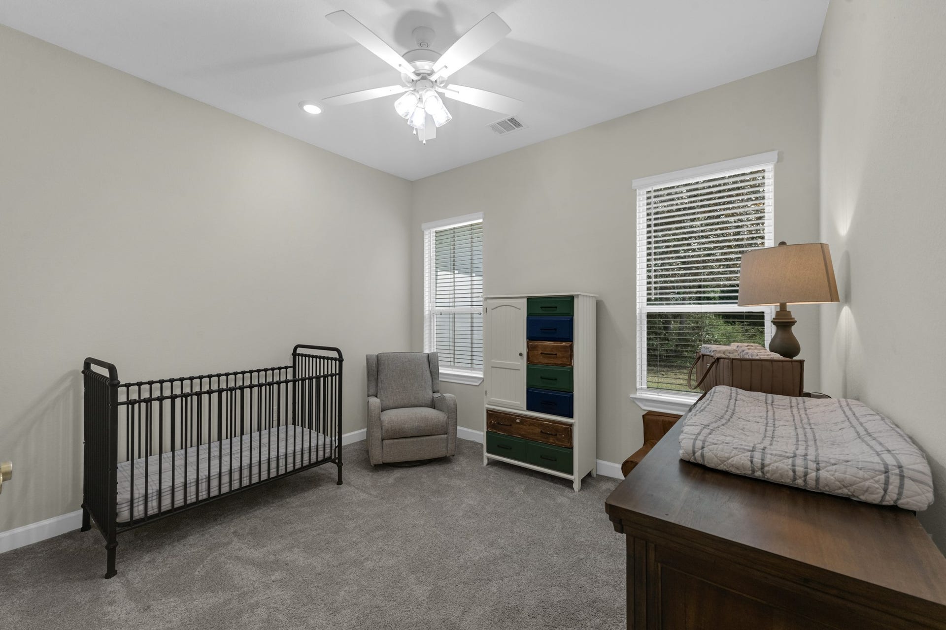 22694 Brook Forest Road, New Caney, TX 77357 Spacious secondary bedroom with 10' ceiling, ceiling fan & plenty of natural light.