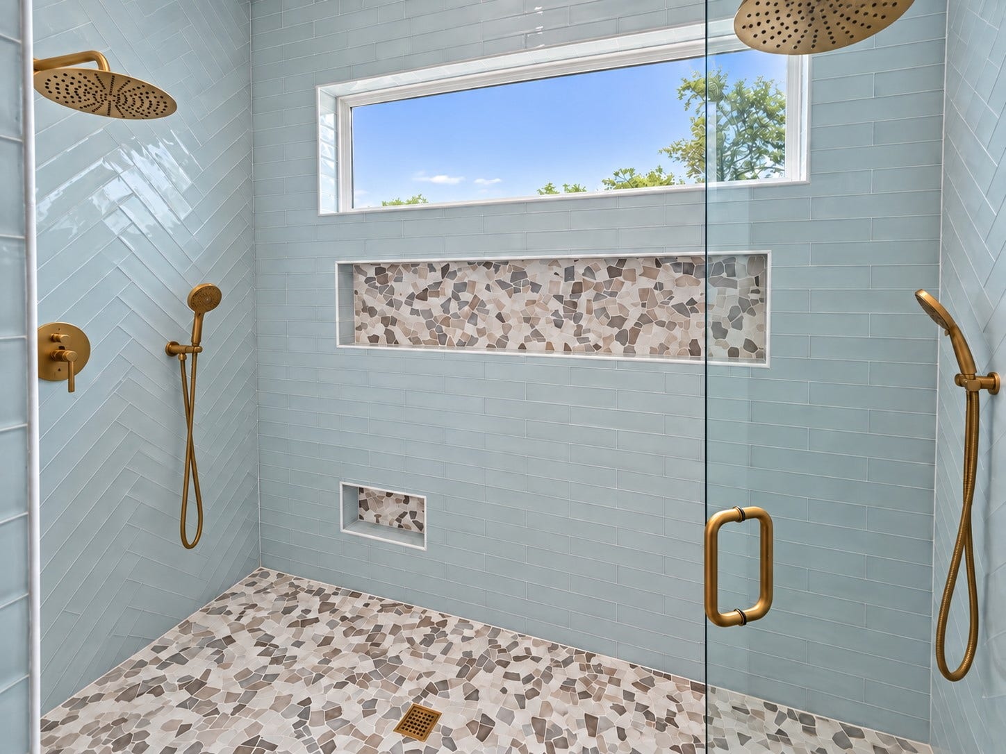 22694 Brook Forest Road, New Caney, TX 77357 SHOWSTOPPER SHOWER! Ceiling-height tile, custom accents, rain shower heads, handhelds & built-in niches.