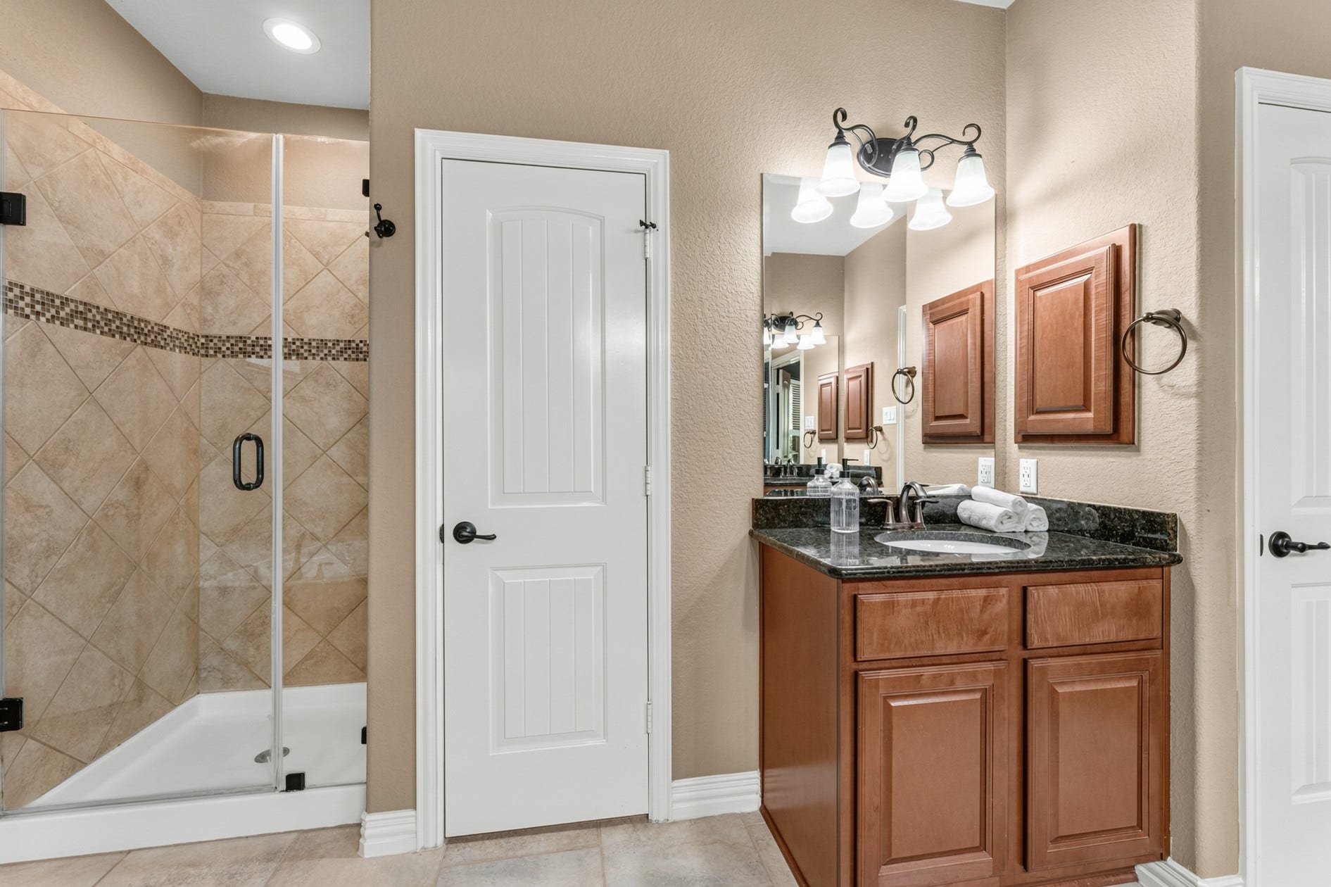 3 Blue Wildflower Pl, The Woodlands, TX 77354 3 Blue Wildflower Pl, The Woodlands, TX 77354
