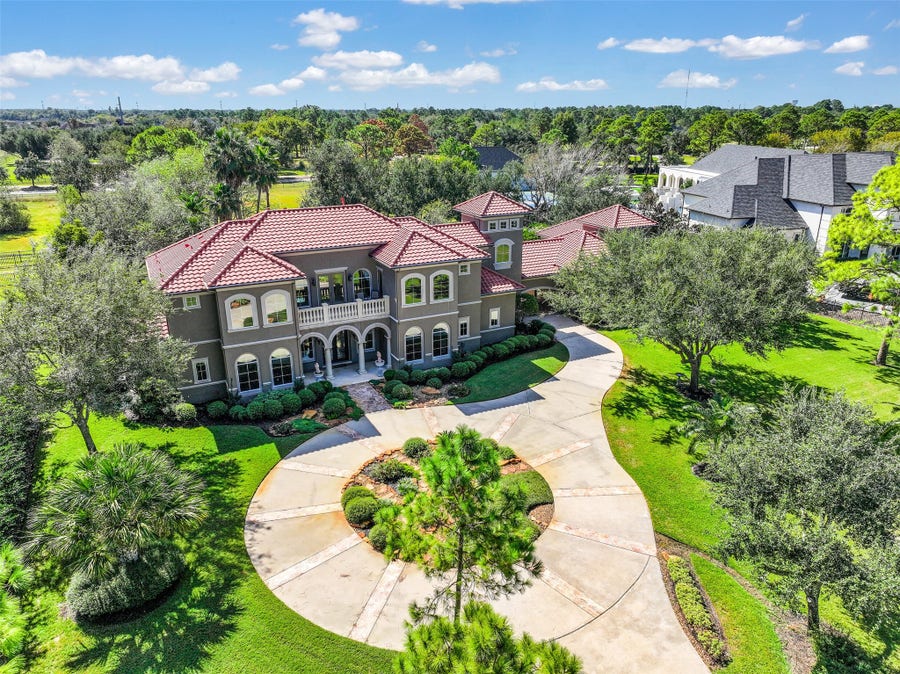 Property photo for 2117 San Miguel Drive, Friendswood, TX