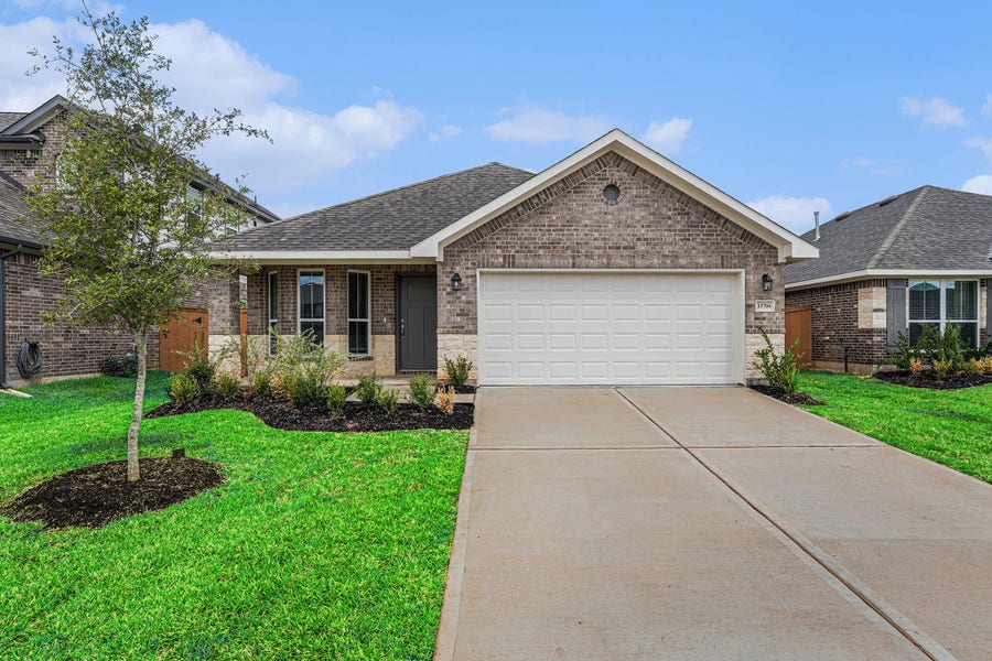 Property photo for 13704 Sorico Bay Drive, Texas City, TX