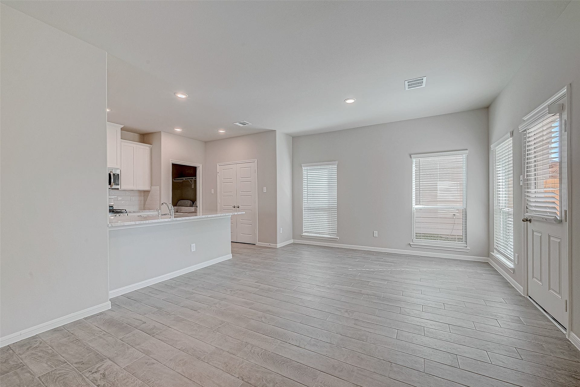 20843 Attalos Stoa Road, Crosby, TX 77532 20843 Attalos Stoa Road, Crosby, TX 77532