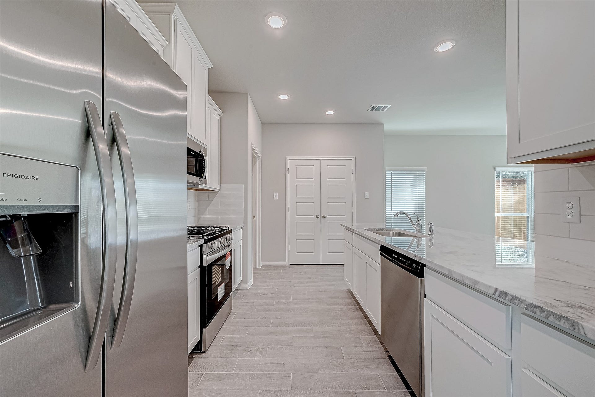 20843 Attalos Stoa Road, Crosby, TX 77532 20843 Attalos Stoa Road, Crosby, TX 77532