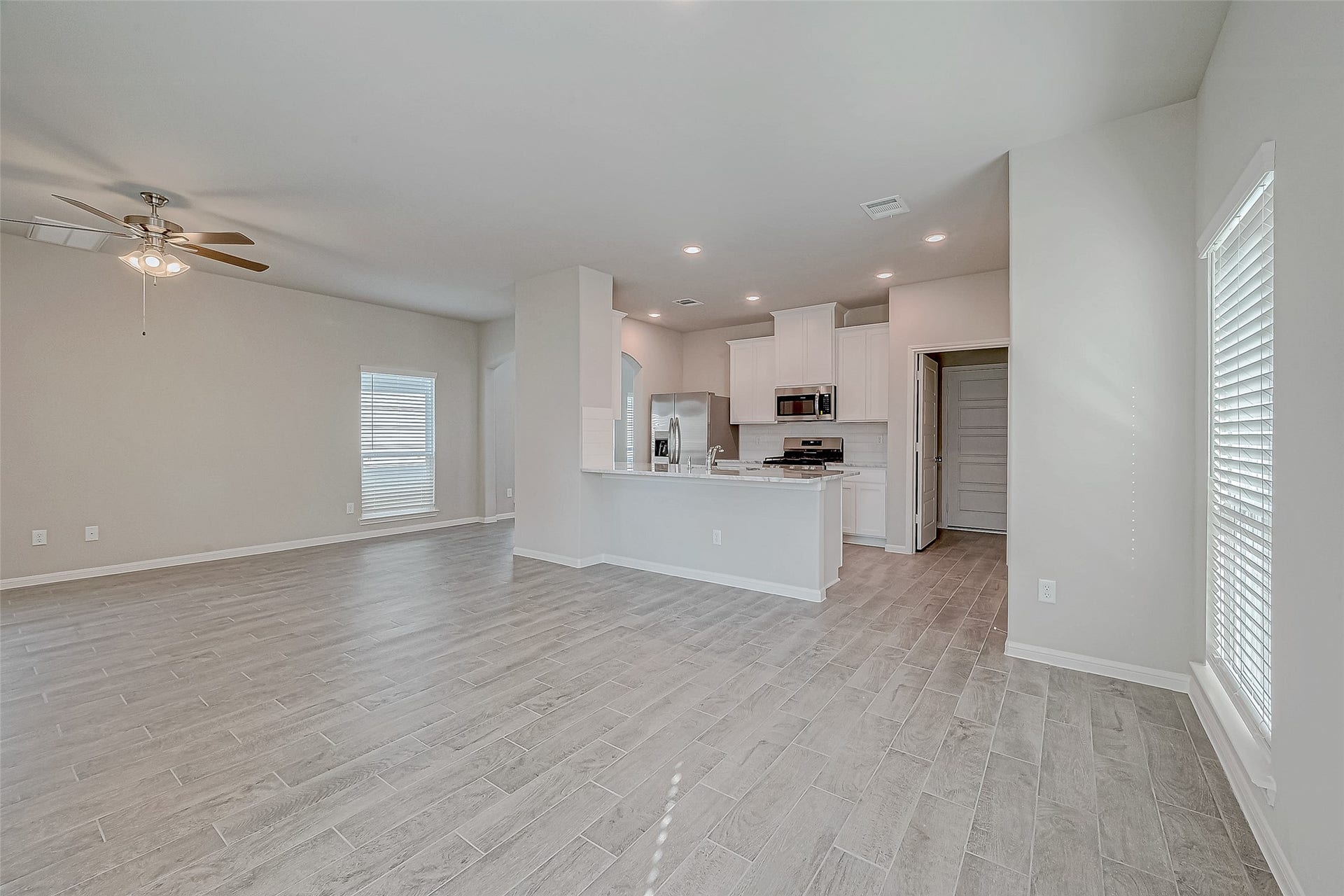 20843 Attalos Stoa Road, Crosby, TX 77532 20843 Attalos Stoa Road, Crosby, TX 77532