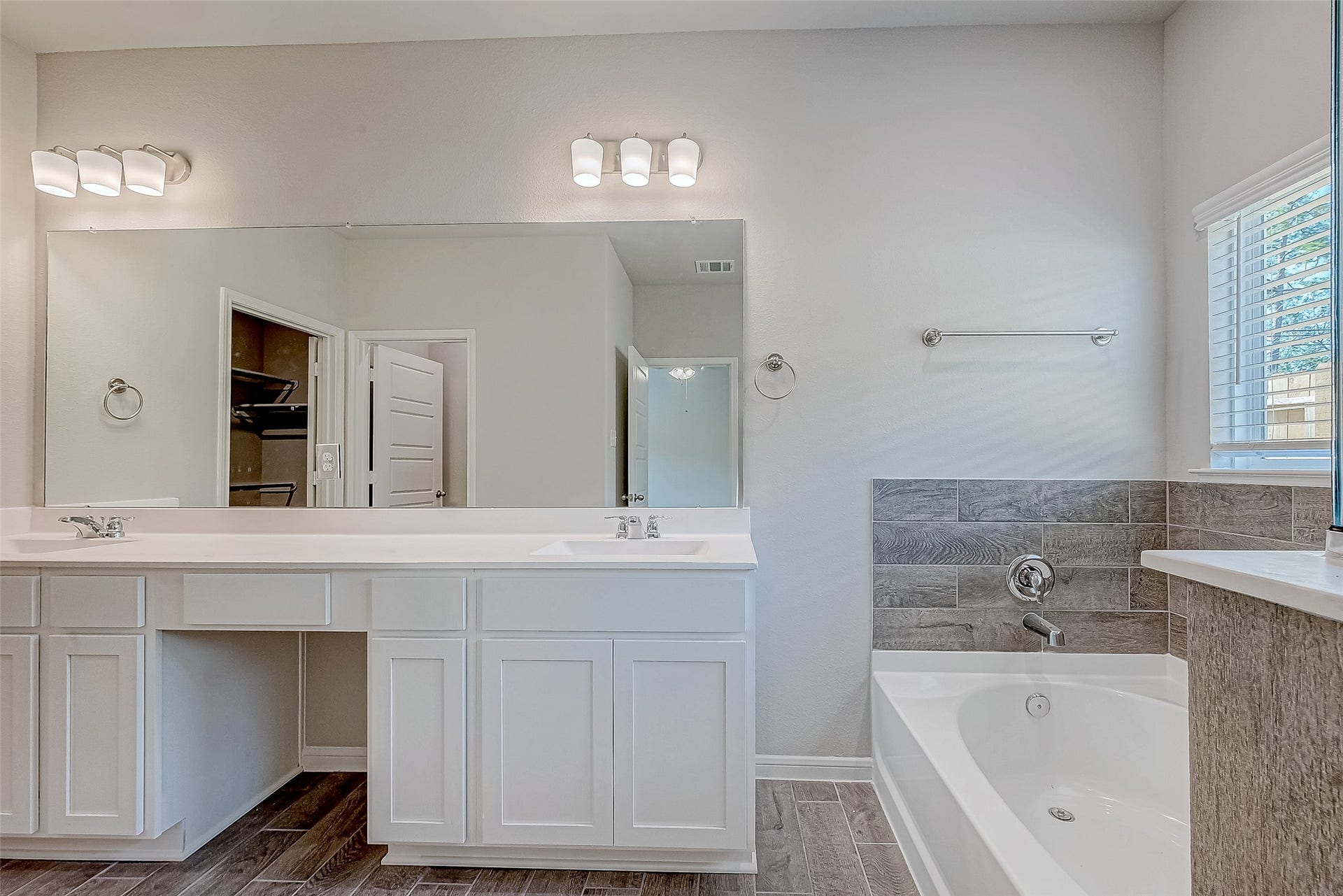 20843 Attalos Stoa Road, Crosby, TX 77532 20843 Attalos Stoa Road, Crosby, TX 77532