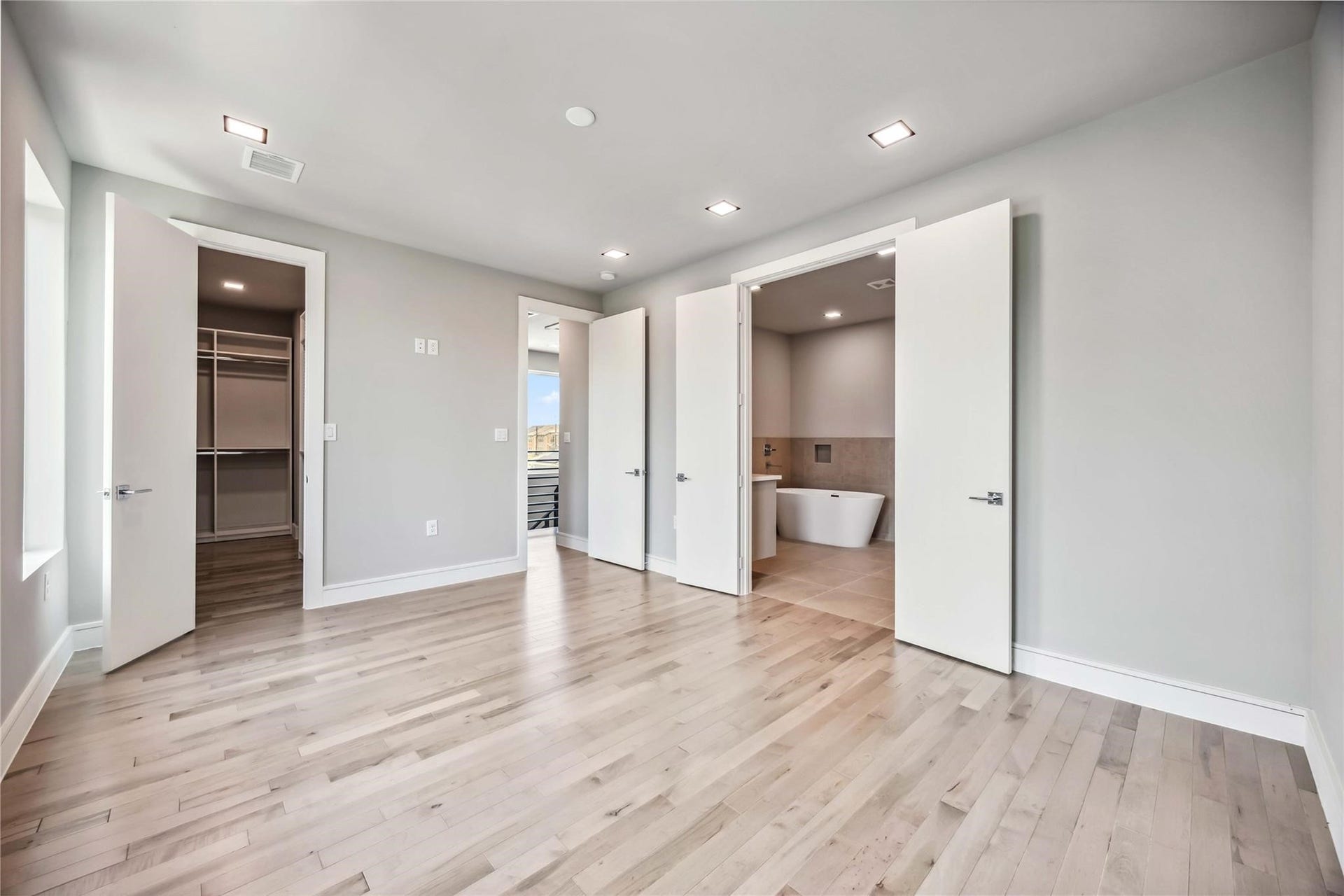 1115 W 21st Street, Houston, TX 77008 1115 W 21st Street, Houston, TX 77008