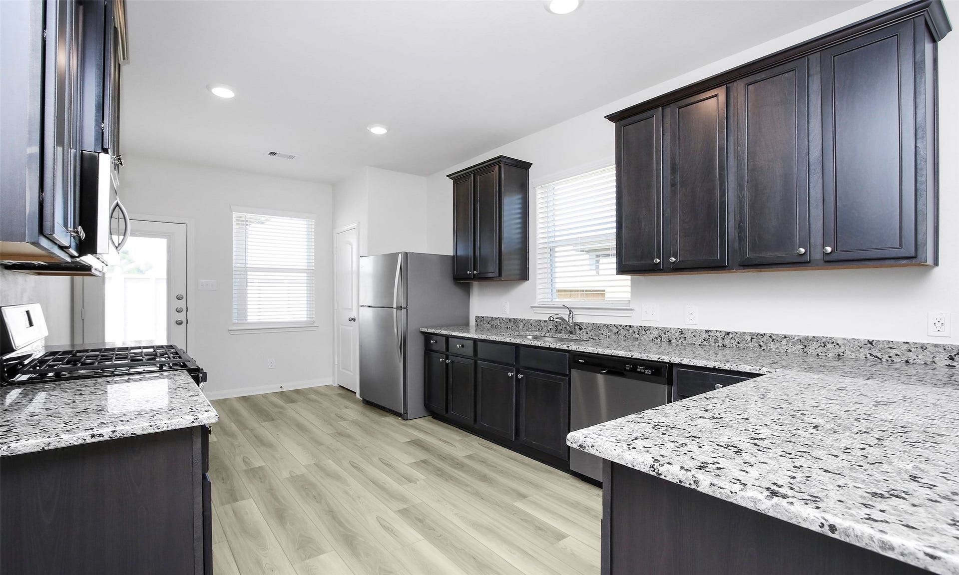452 Lone Rider Drive, Katy, TX 77493 452 Lone Rider Drive, Katy, TX 77493