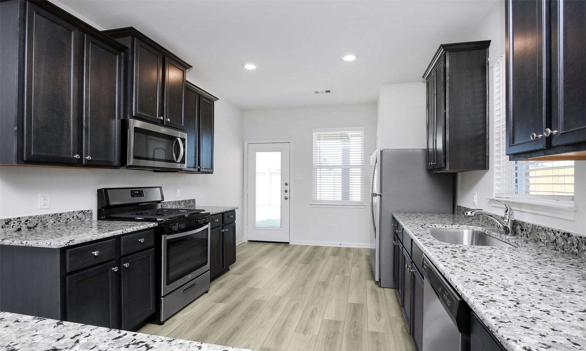 452 Lone Rider Drive, Katy, TX 77493 452 Lone Rider Drive, Katy, TX 77493