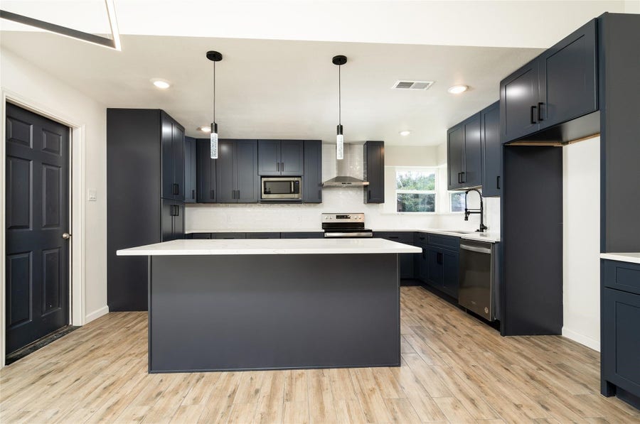 Property photo for 13155 Pebblewalk Circle S, Houston, TX