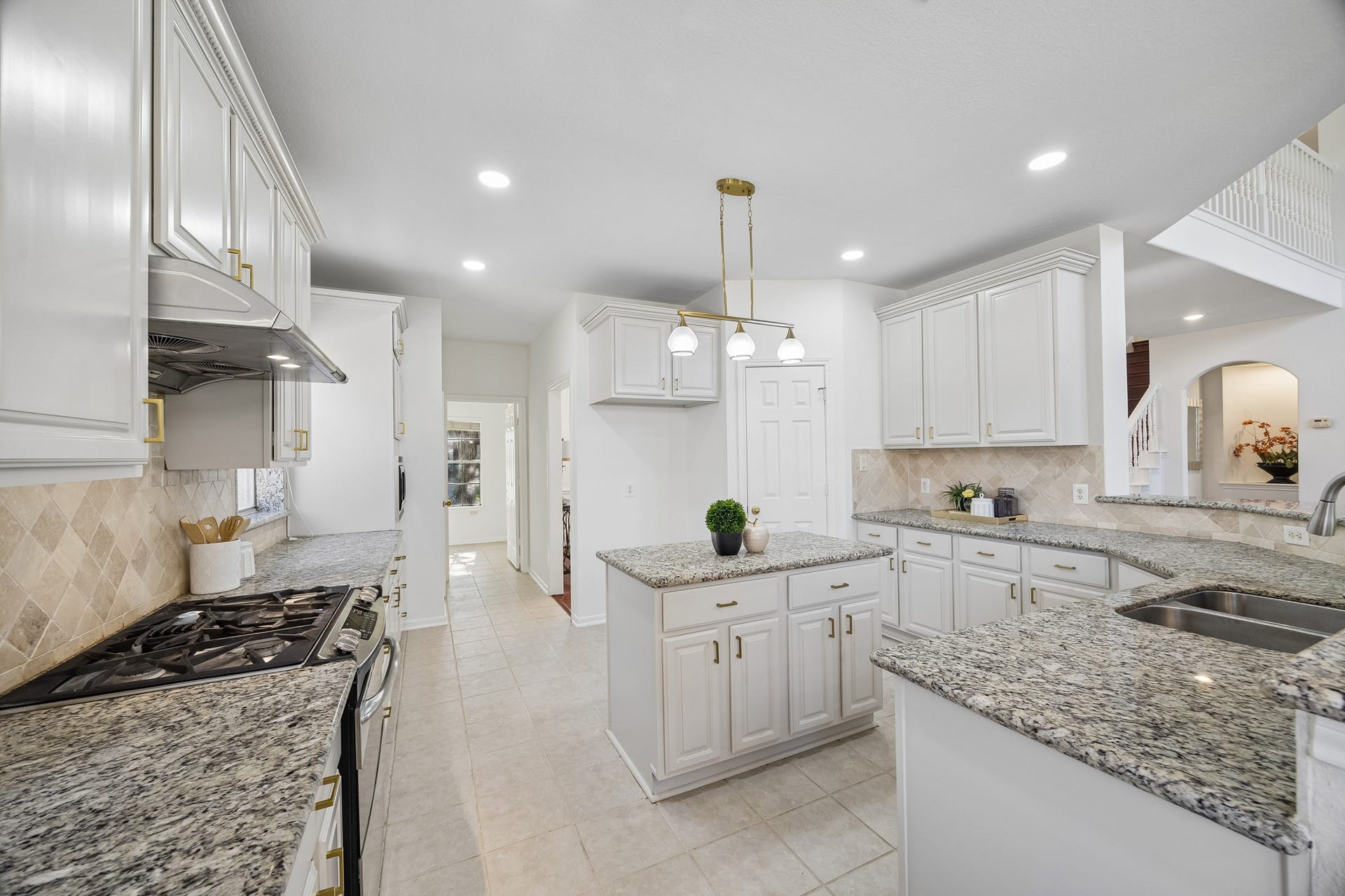 3906 Breaux Bridge Lane, Sugar Land, TX 77479 3906 Breaux Bridge Lane, Sugar Land, TX 77479