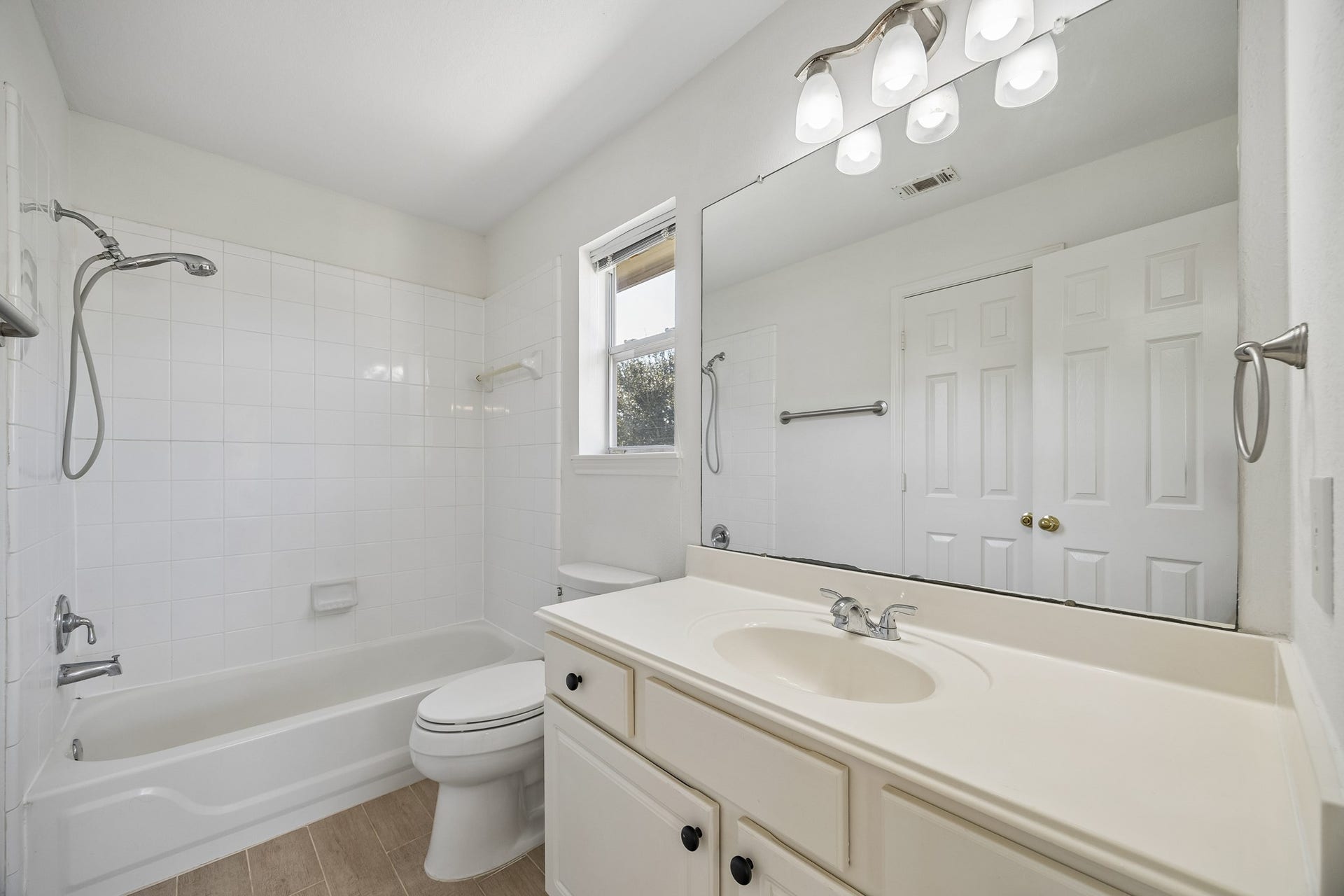 3906 Breaux Bridge Lane, Sugar Land, TX 77479 3906 Breaux Bridge Lane, Sugar Land, TX 77479