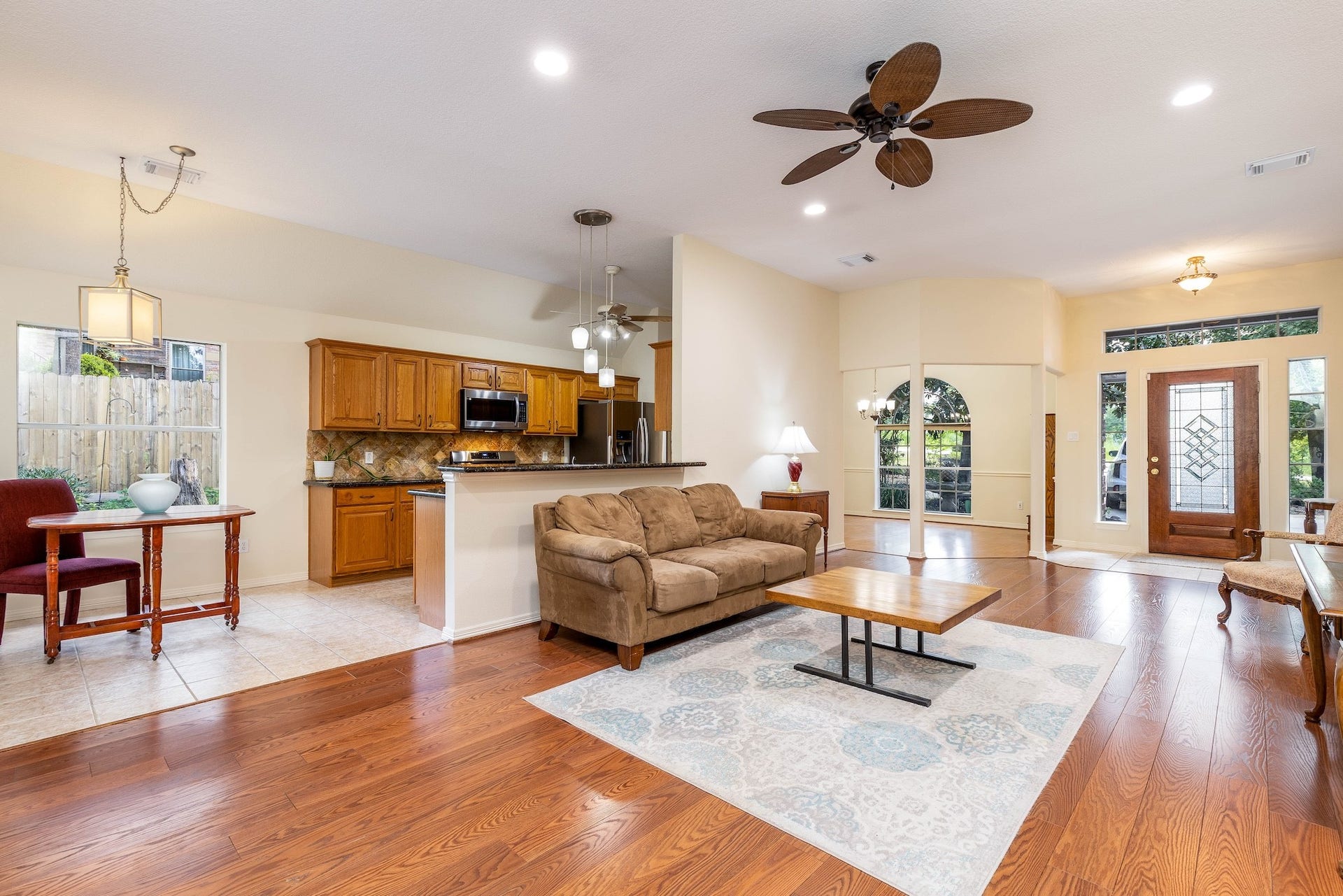 2103 Carriage Run W, Conroe, TX 77384