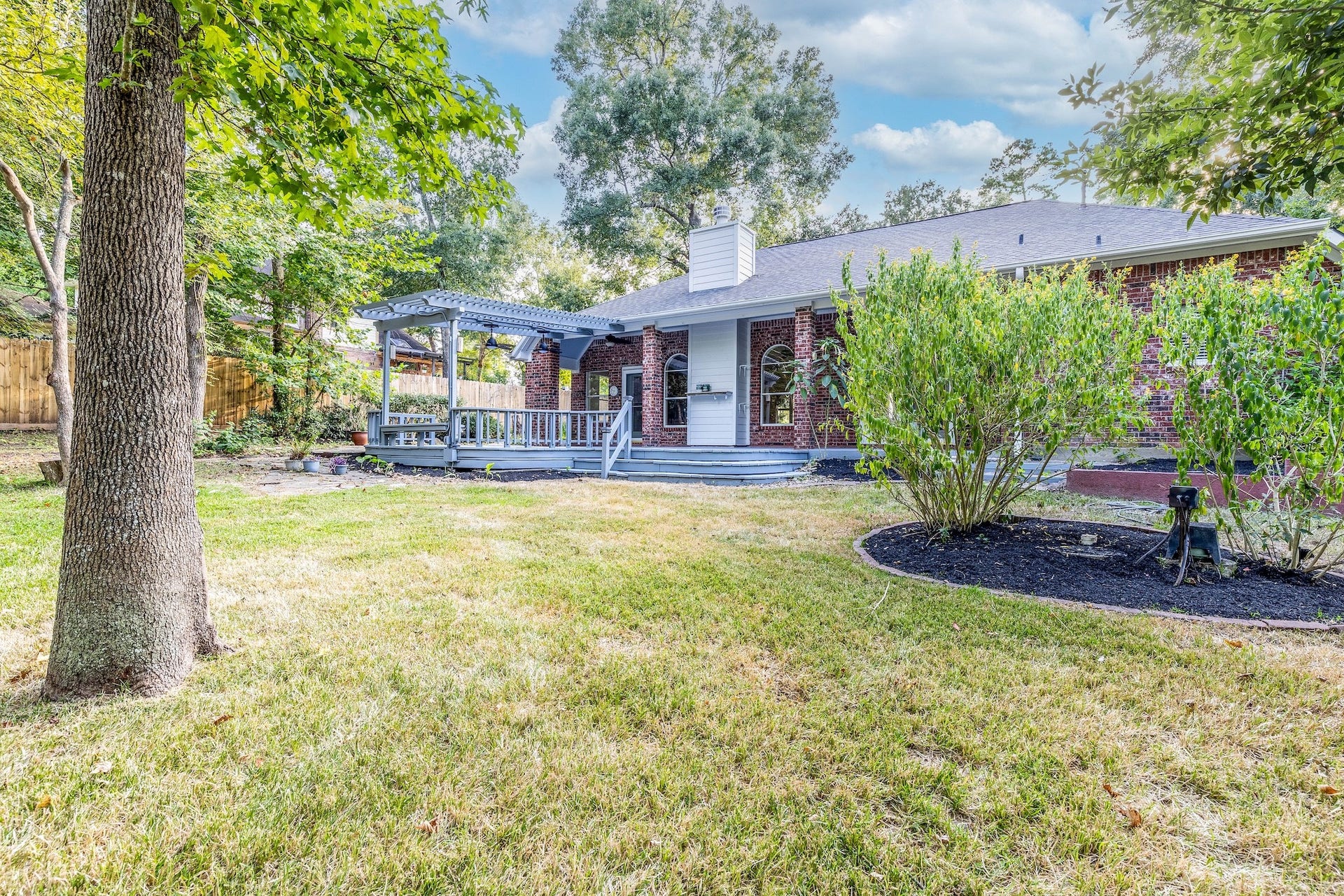 Wow...the backyard is bigger than this photo shows!