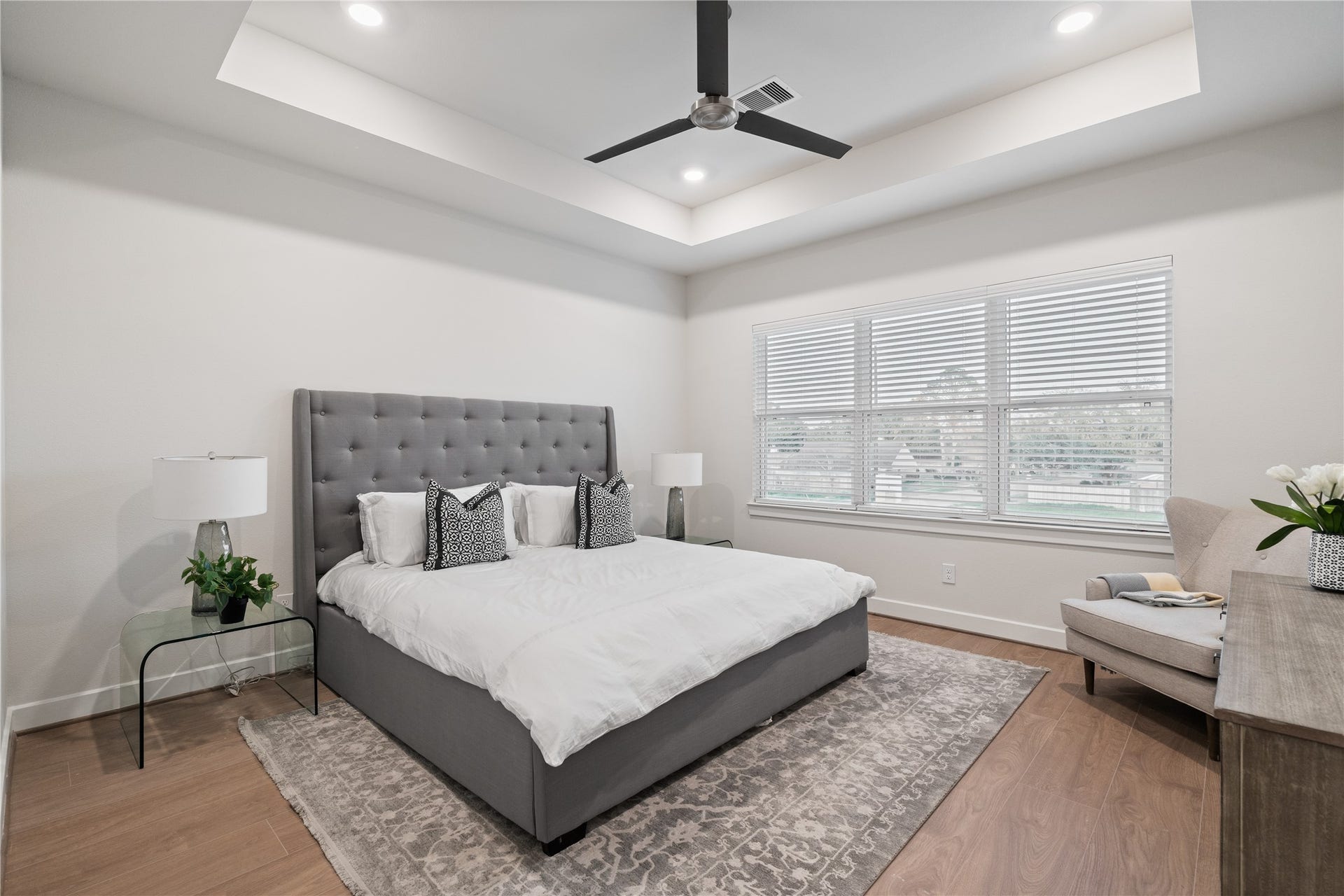 6509 Rena Street, Houston, TX 77092 Spacious primary suite with tray ceiling detail that adds subtle architectural dimension.