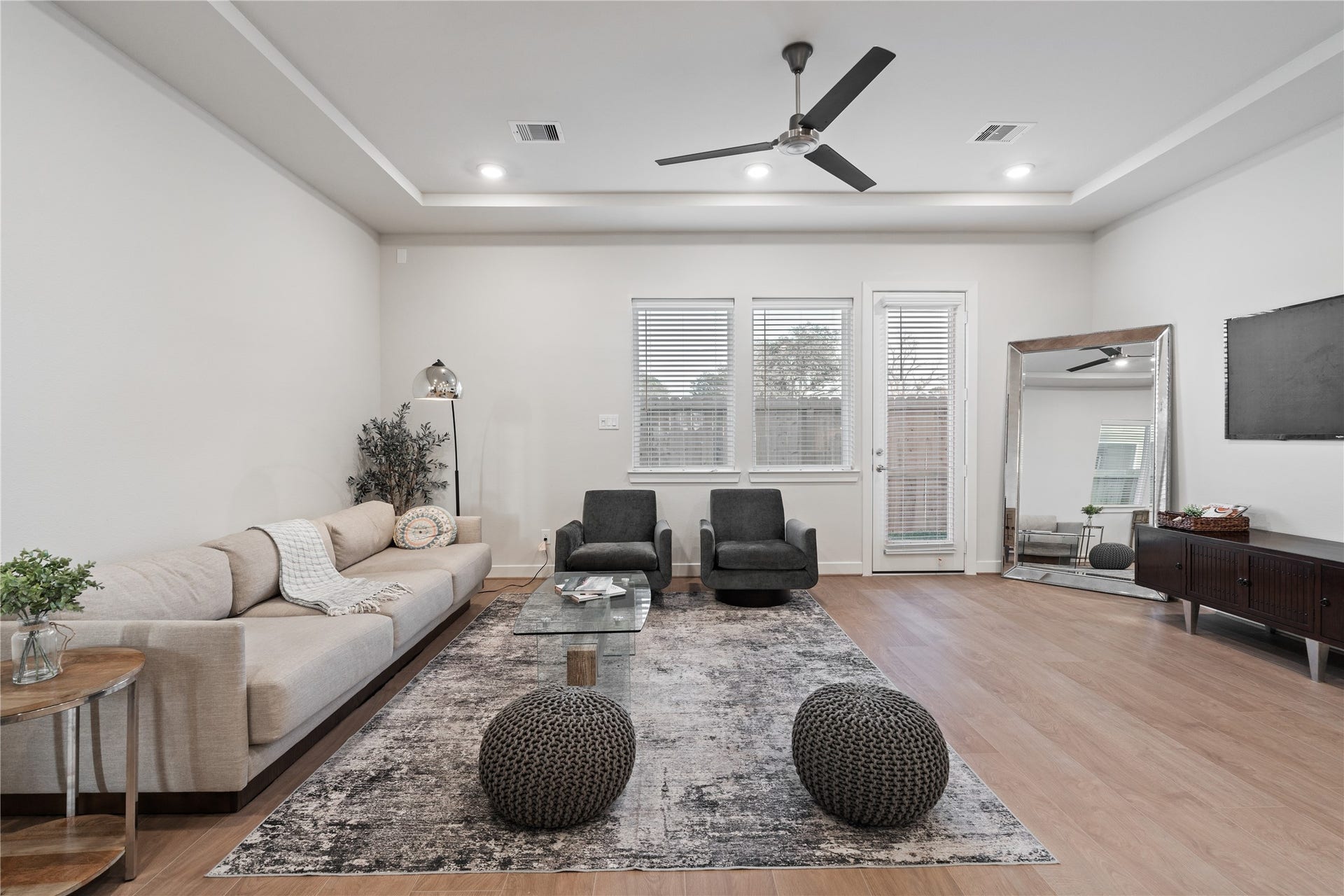 6509 Rena Street, Houston, TX 77092 Tray ceiling detail adds depth overhead without overwhelming the room.