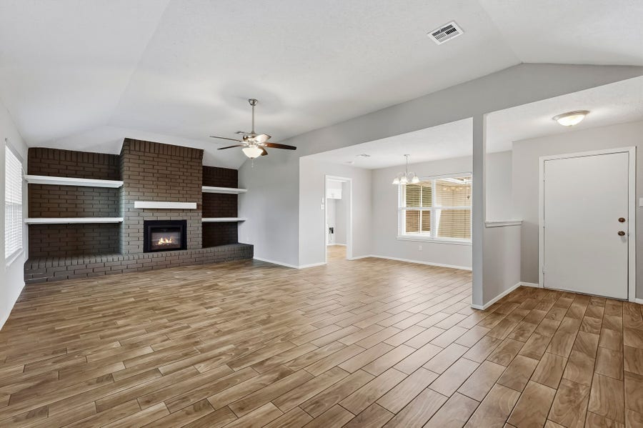 Property photo for 10011 Shell Rock Road, La Porte, TX