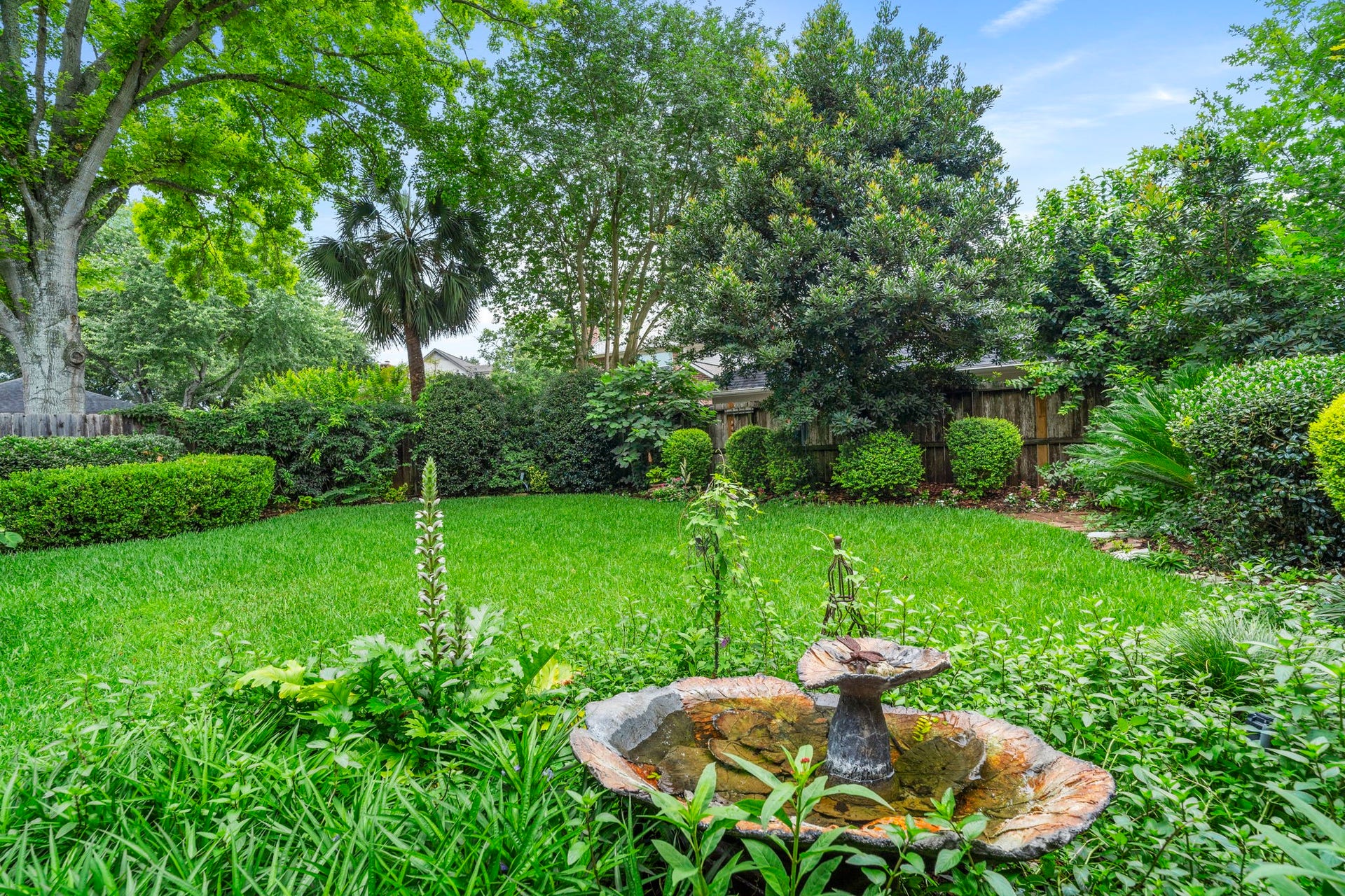23 Saint Simons Court, Sugar Land, TX 77479 Full-yard irrigation system ensures a lush, well-maintained landscape with minimal effort.