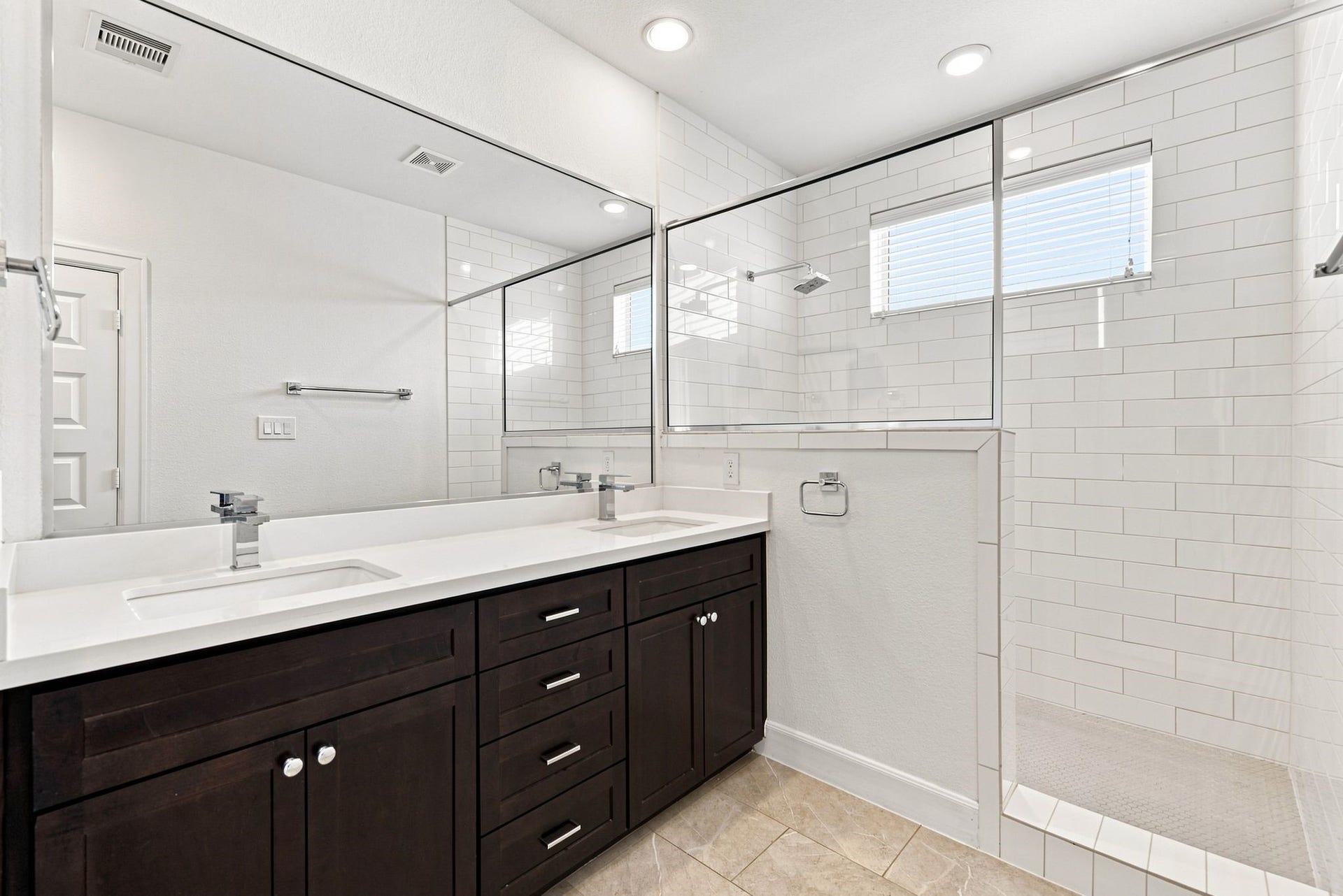 2730 Eado Edge Court, Houston, TX 77020 2730 Eado Edge Court, Houston, TX 77020