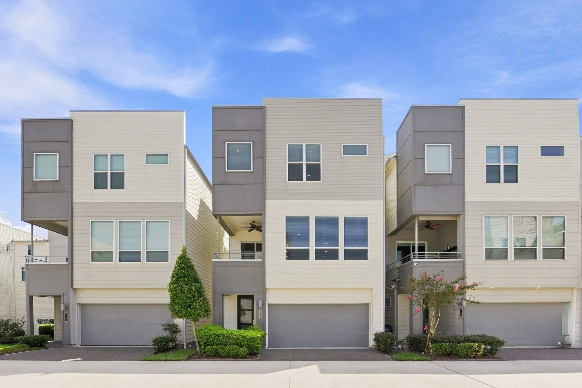2730 Eado Edge Court, Houston, TX 77020 2730 Eado Edge Court, Houston, TX 77020