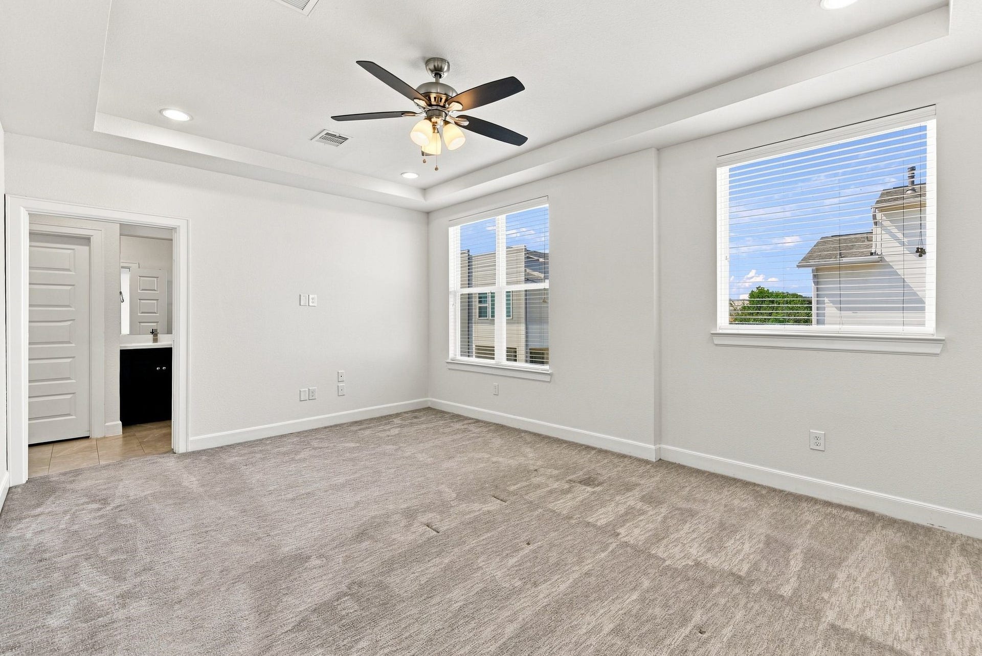2730 Eado Edge Court, Houston, TX 77020 2730 Eado Edge Court, Houston, TX 77020