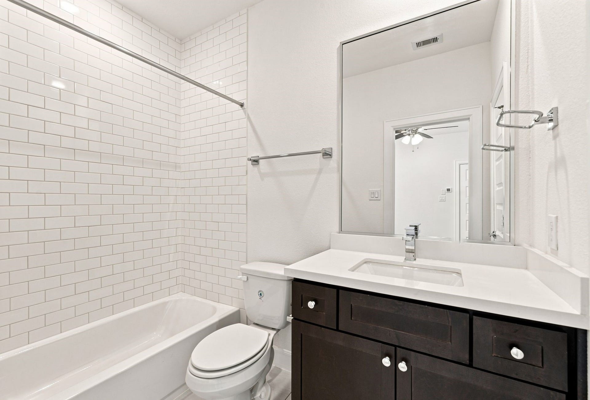 2730 Eado Edge Court, Houston, TX 77020 2730 Eado Edge Court, Houston, TX 77020