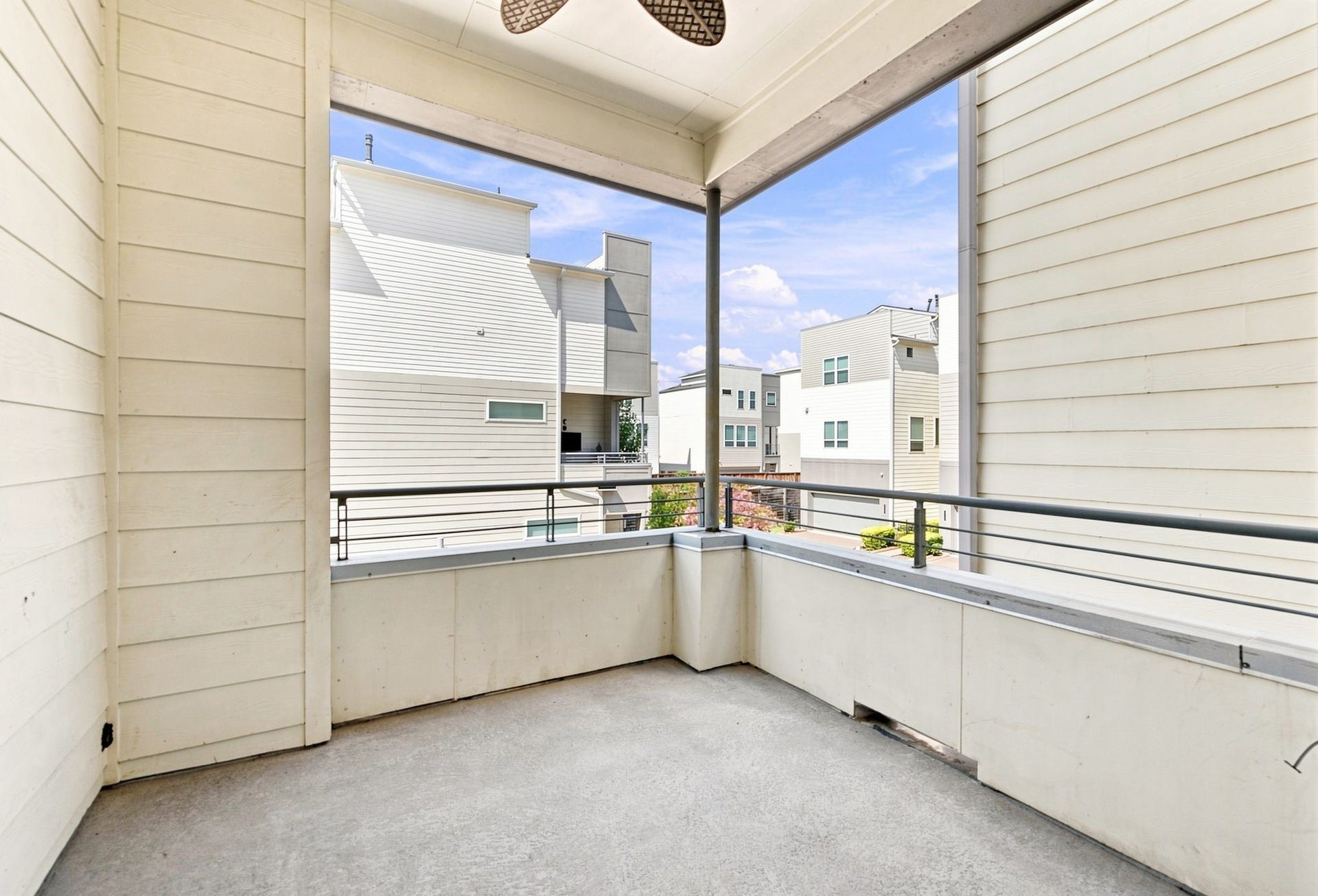 2730 Eado Edge Court, Houston, TX 77020 2730 Eado Edge Court, Houston, TX 77020