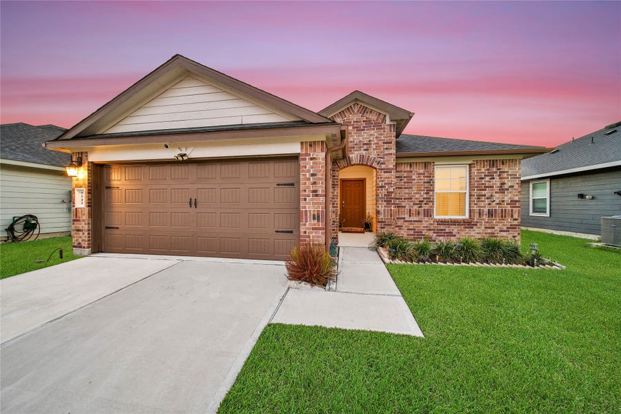 Property photo for 7542 Cynomys Court, Rosharon, TX