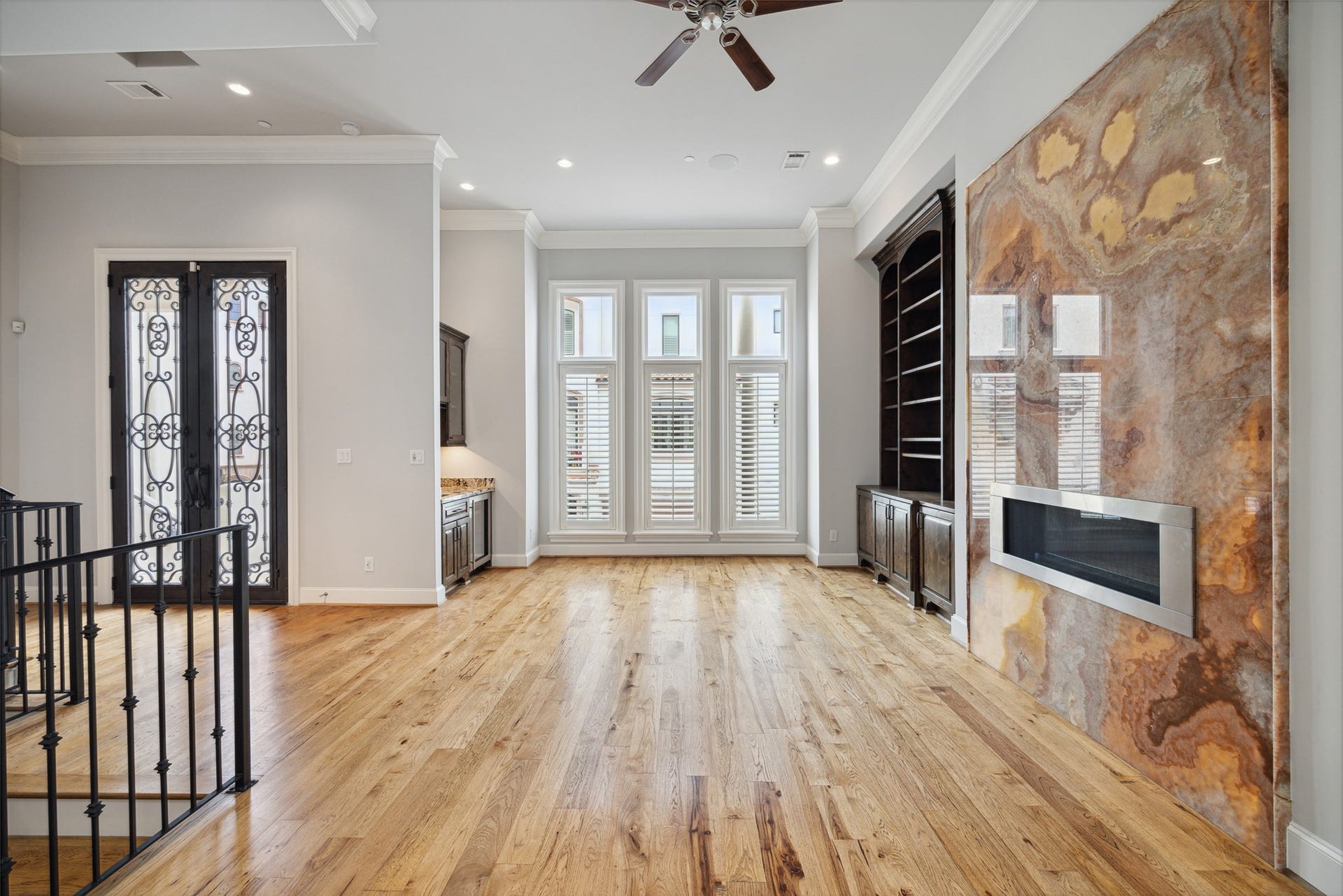 114 Calle Catalina Place, Houston, TX 77007 114 Calle Catalina Place, Houston, TX 77007