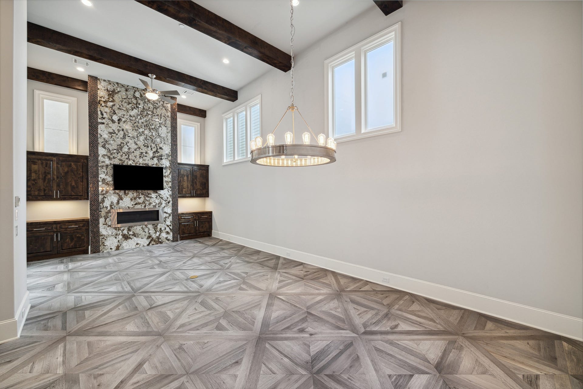 114 Calle Catalina Place, Houston, TX 77007 114 Calle Catalina Place, Houston, TX 77007