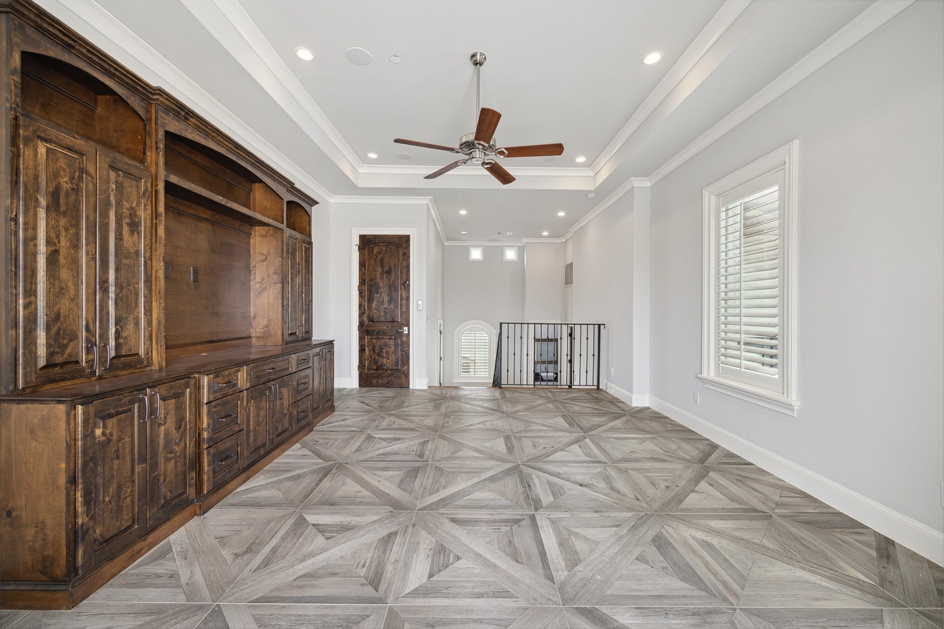 114 Calle Catalina Place, Houston, TX 77007 114 Calle Catalina Place, Houston, TX 77007