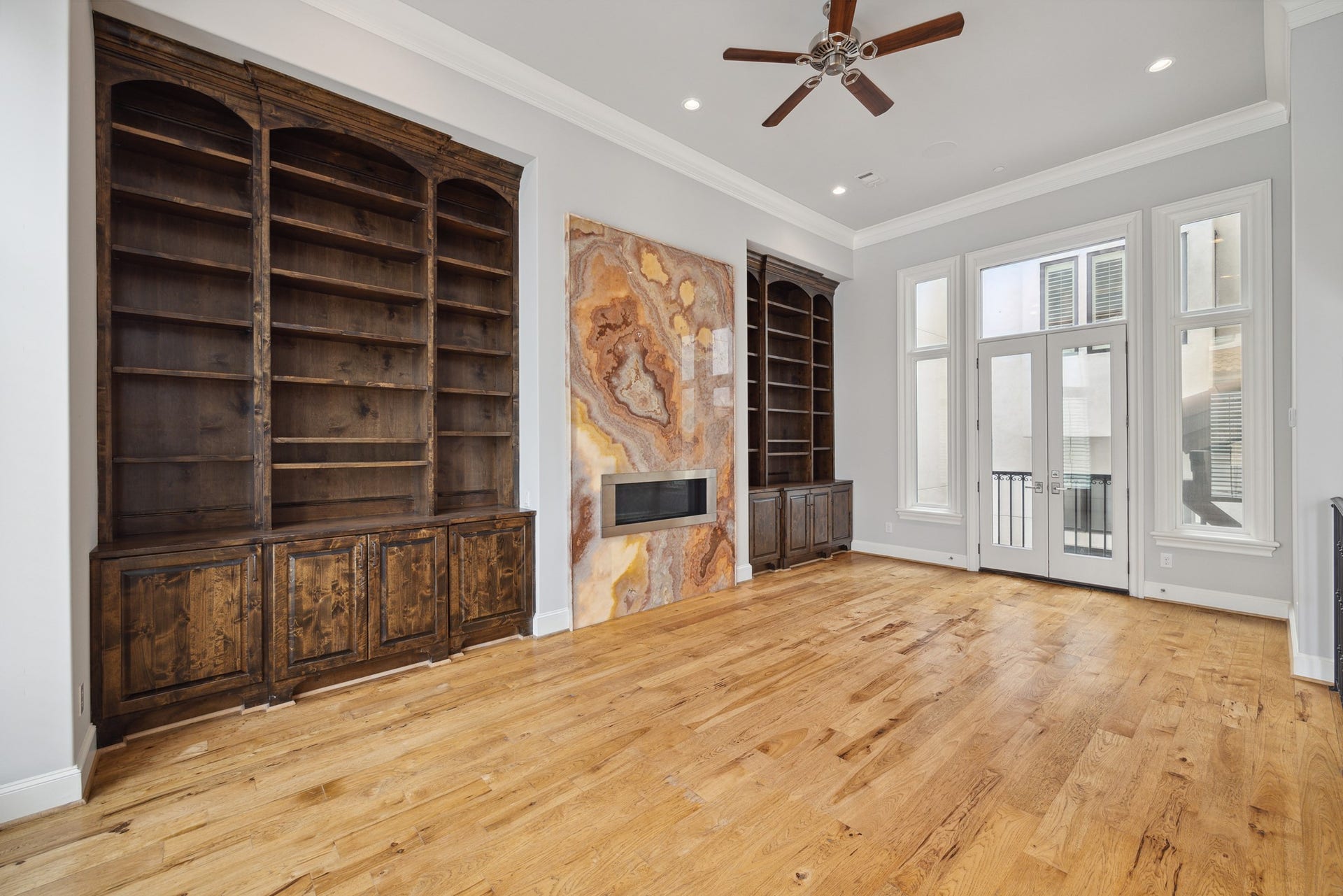 114 Calle Catalina Place, Houston, TX 77007 114 Calle Catalina Place, Houston, TX 77007