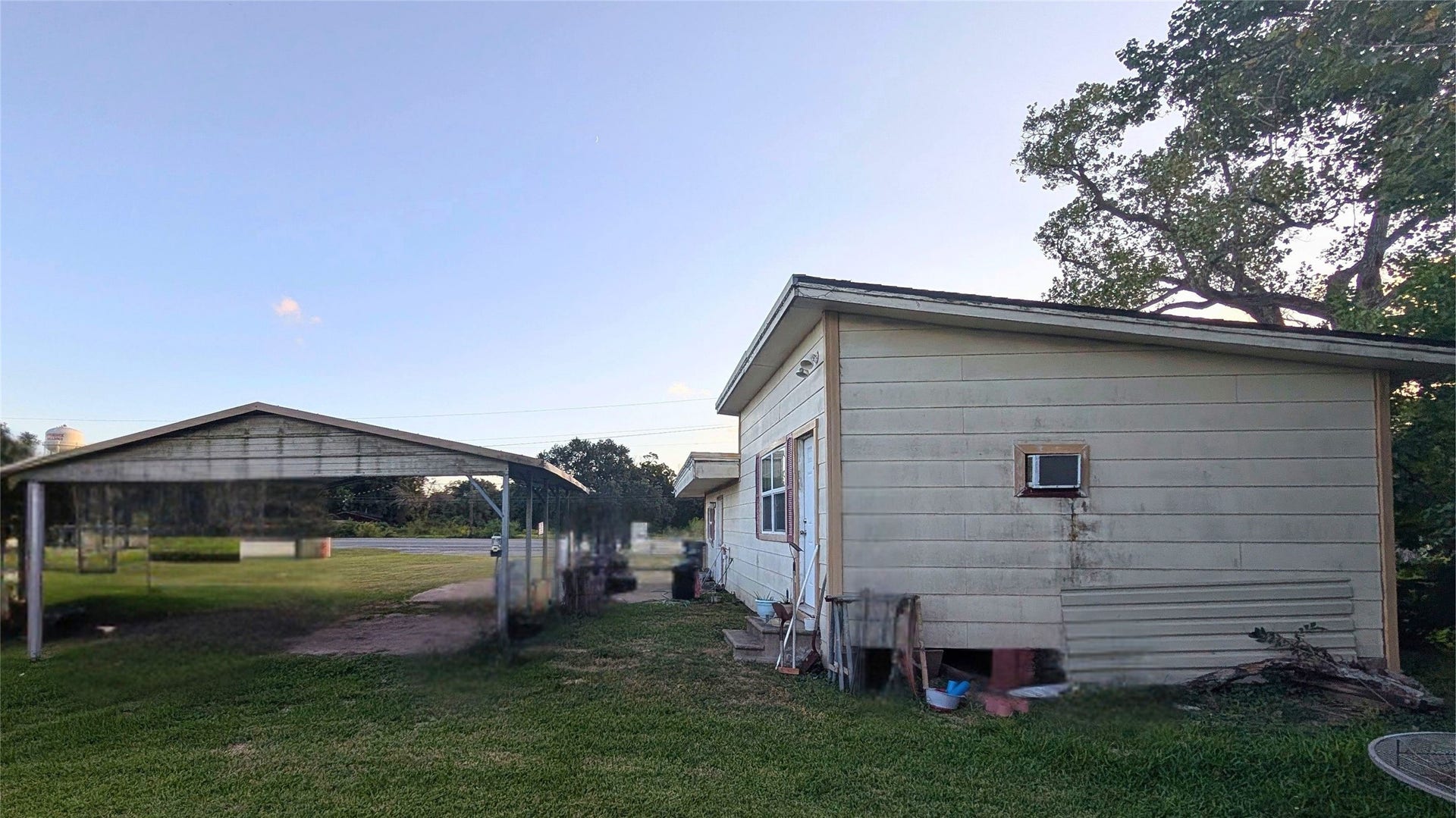 6510 Highway 6, Hitchcock, TX 77563 back of the house and view of the highway
