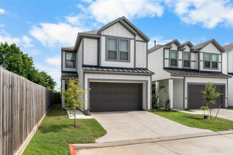 Property photo for 4001 Baja Lane, Houston, TX