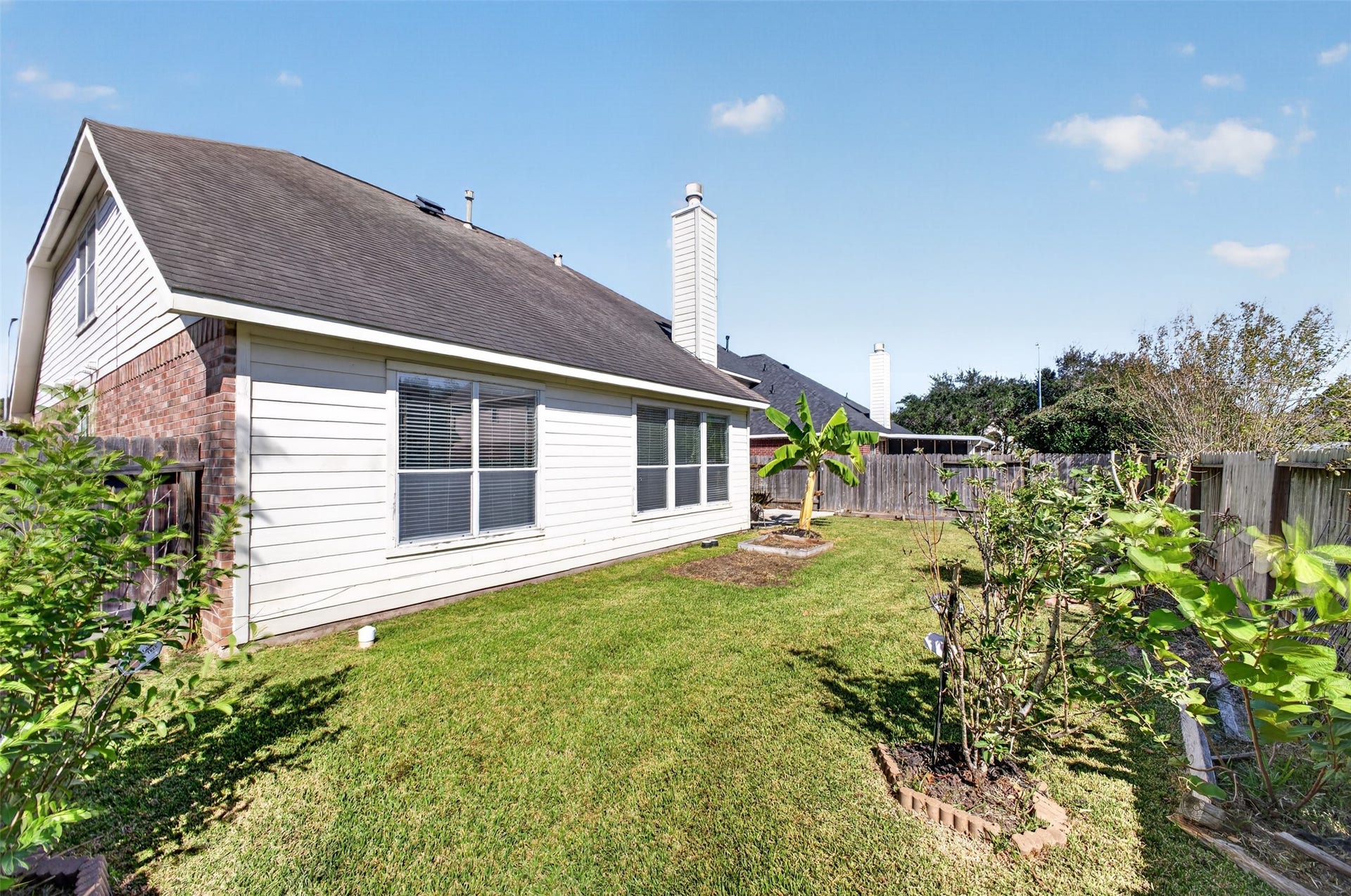1011 Jasons Bend Drive, Sugar Land, TX 77479 1011 Jasons Bend Drive, Sugar Land, TX 77479