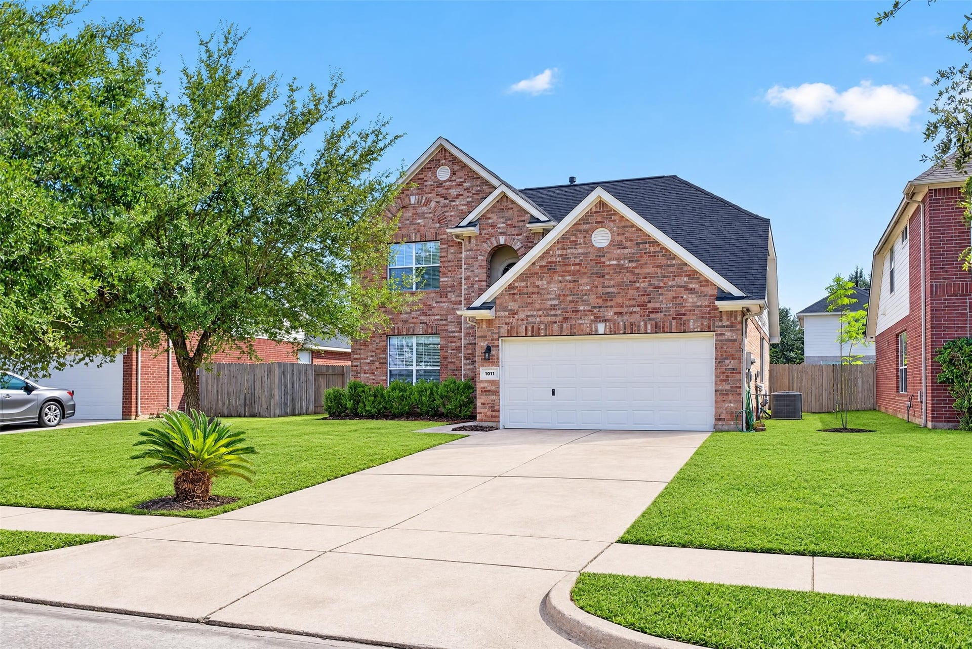 1011 Jasons Bend Drive, Sugar Land, TX 77479 1011 Jasons Bend Drive, Sugar Land, TX 77479