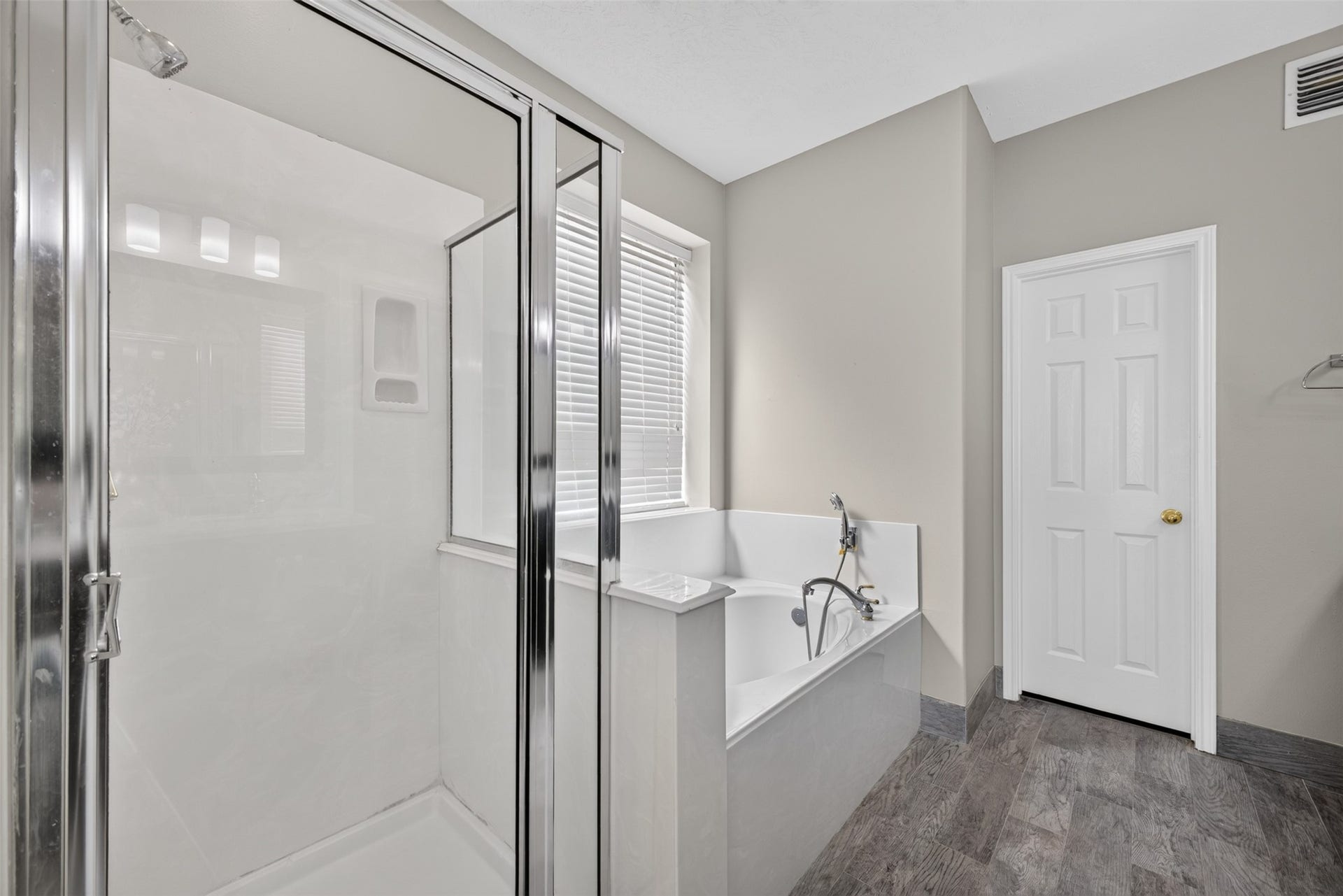 1011 Jasons Bend Drive, Sugar Land, TX 77479 1011 Jasons Bend Drive, Sugar Land, TX 77479