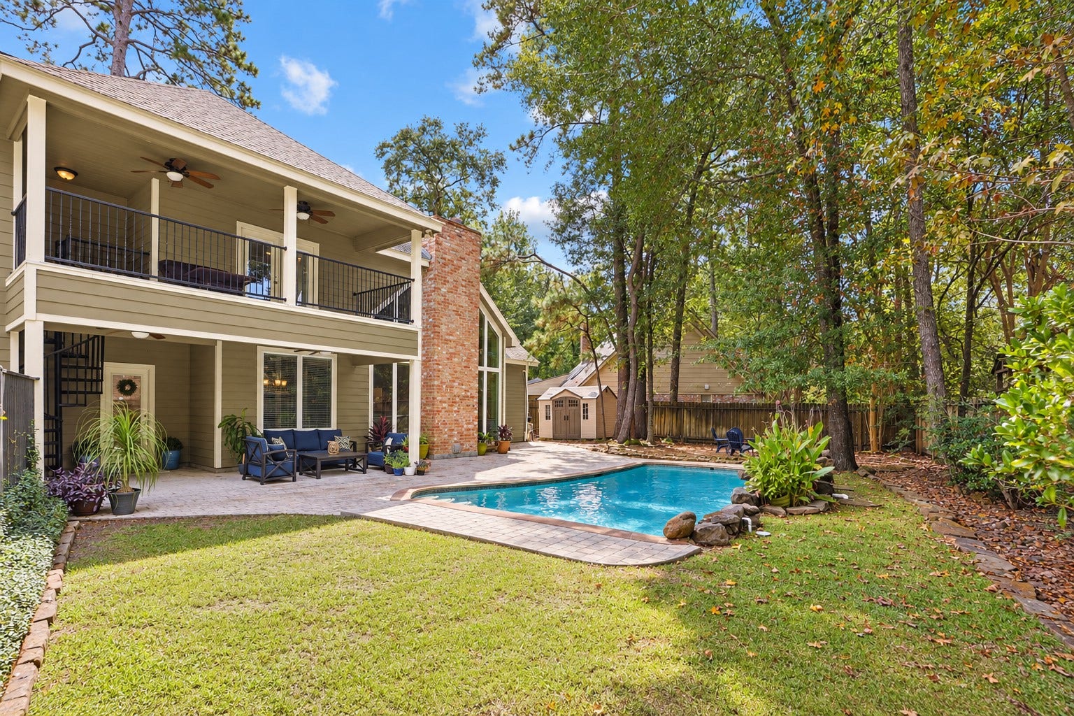 2713 N Logrun Circle, Spring, TX 77380 A true backyard retreatpool, covered patio, mature trees and plenty of green space come together in a setting designed for both relaxing and entertaining