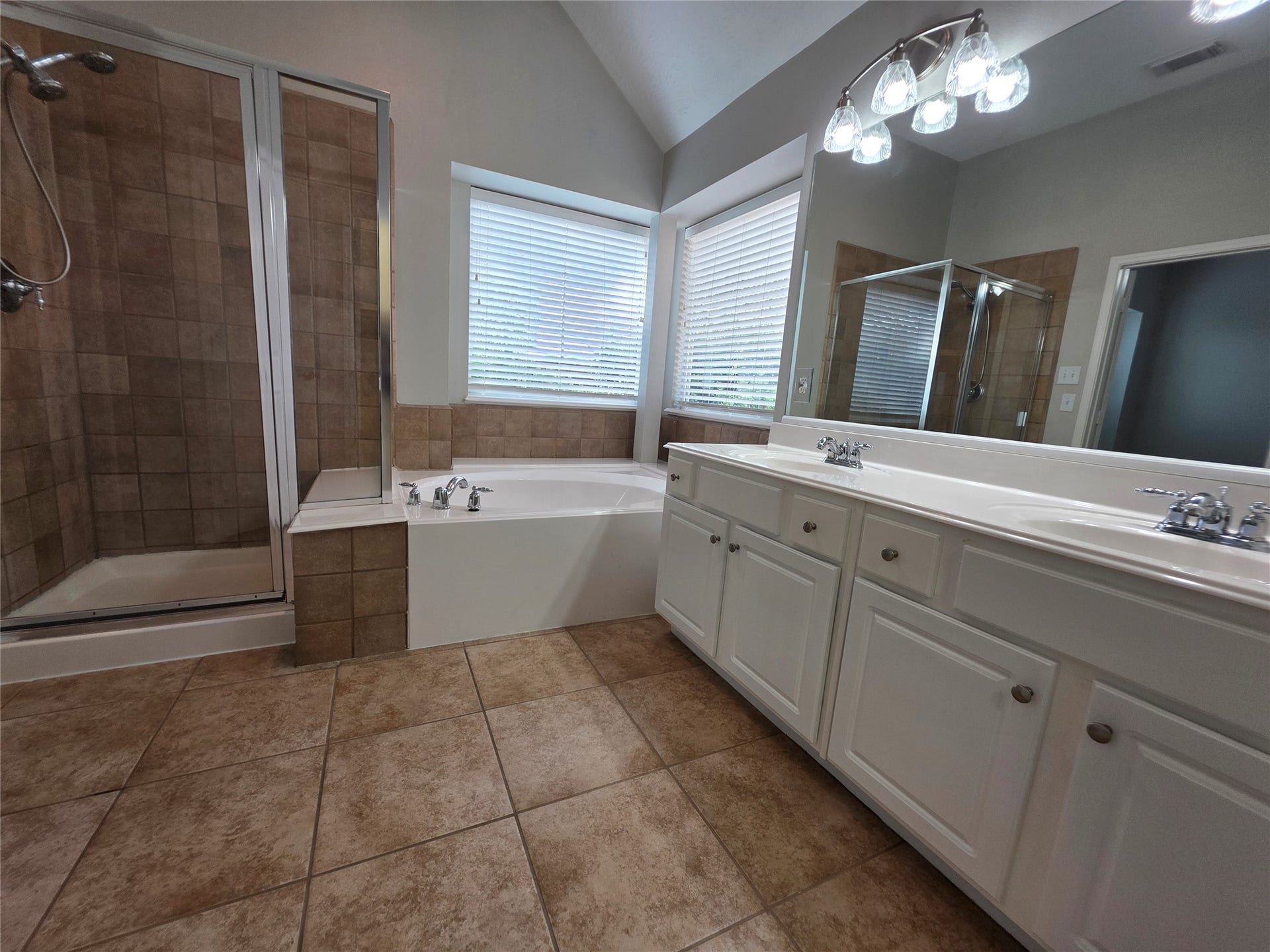 5221 Cottonwood Creek Lane, League City, TX 77573 Another view of the primary bathroom.