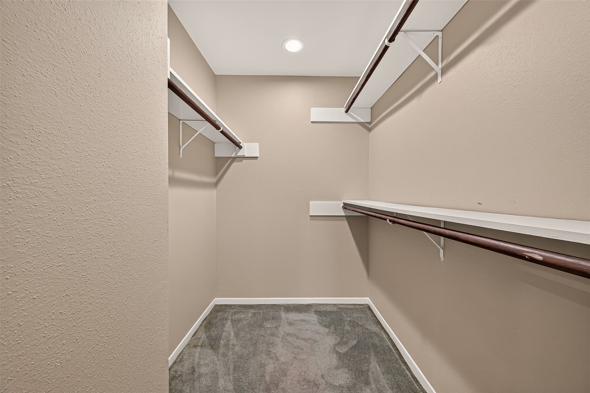 15807 PARKSLEY, Houston, TX 77059