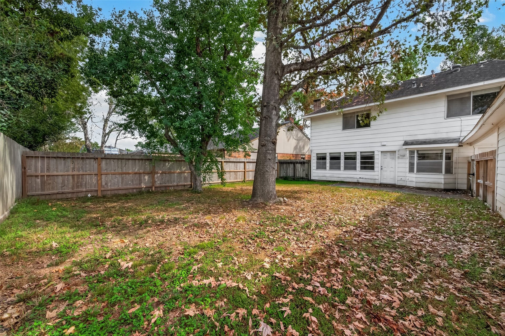 15807 PARKSLEY, Houston, TX 77059