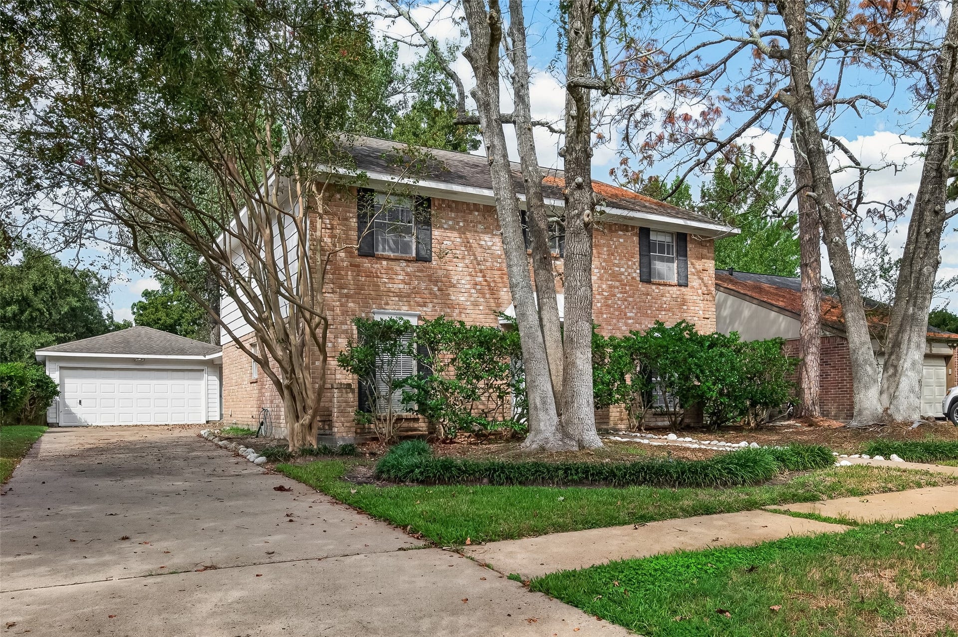 15807 PARKSLEY, Houston, TX 77059