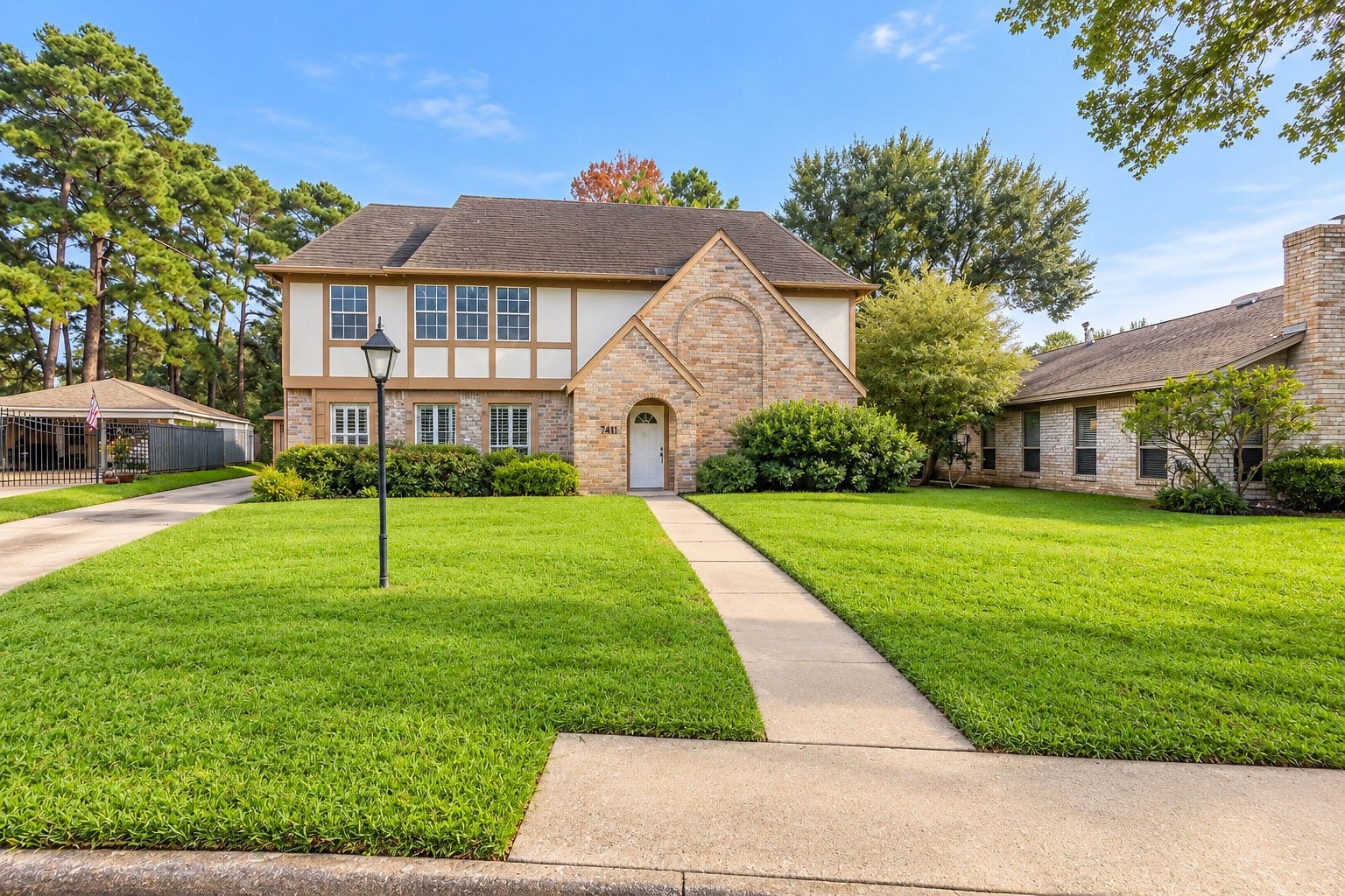 7411 Bairnsdale Lane, Houston, TX 77070