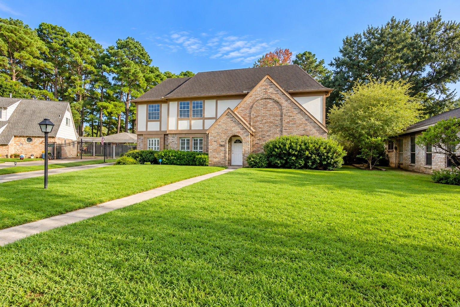 7411 Bairnsdale Lane, Houston, TX 77070